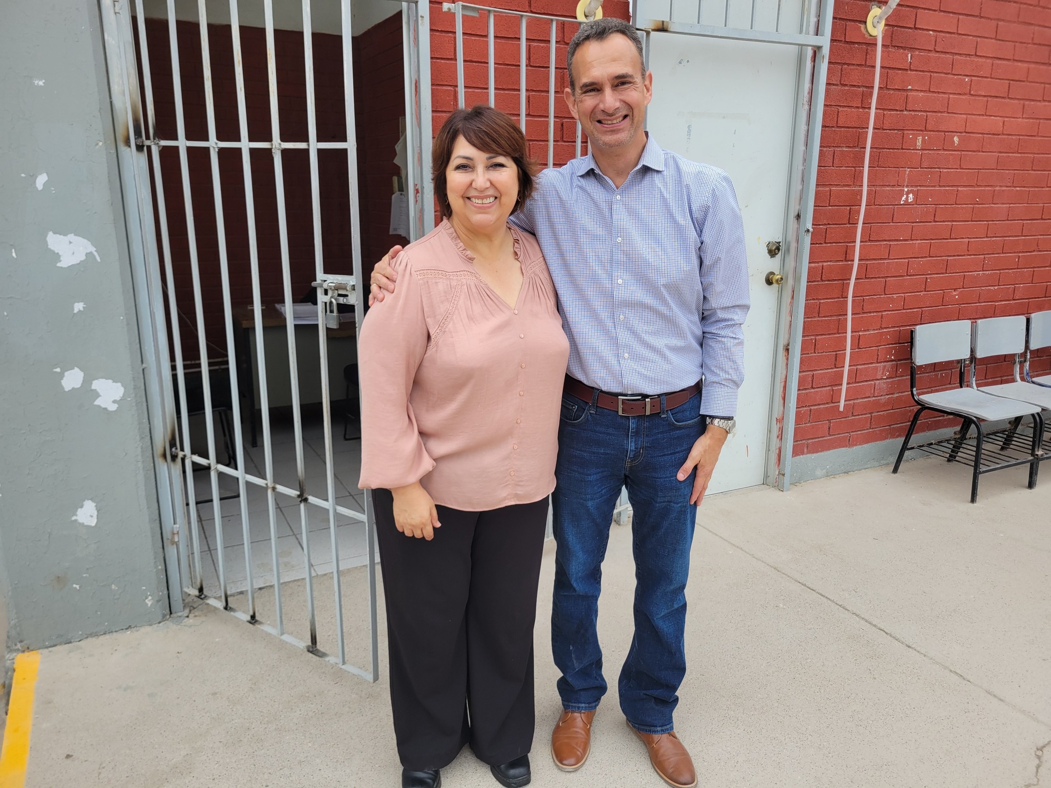 Inaugura el alcalde Emilio De Hoyos obra de barda perimetral en la escuela Secundaria "José María Vasconcelos Calderón"