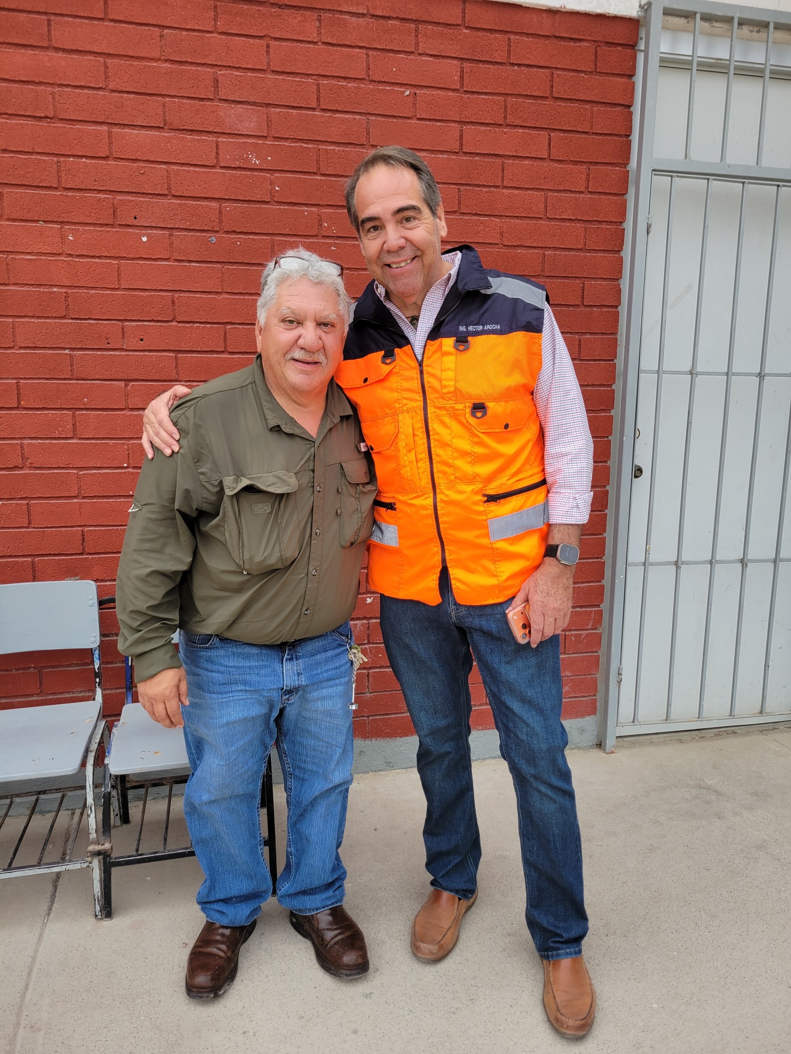 Inaugura el alcalde Emilio De Hoyos obra de barda perimetral en la escuela Secundaria "José María Vasconcelos Calderón"