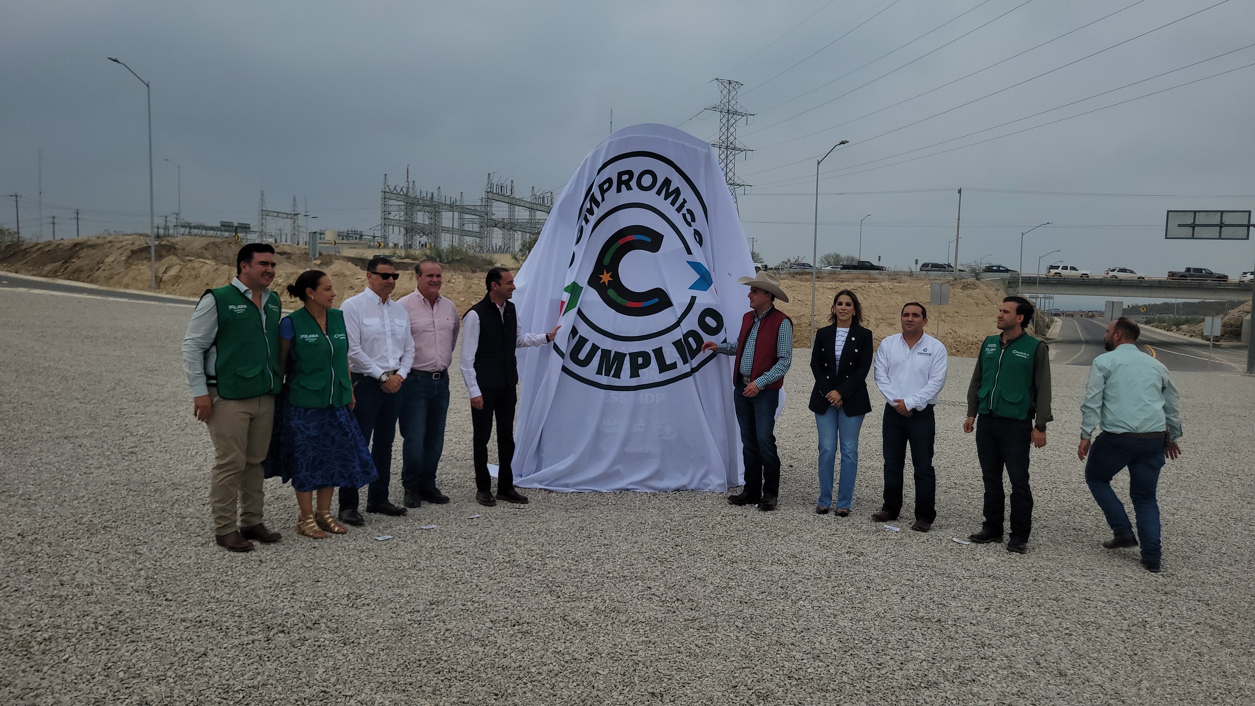 Inauguran gobernador y alcalde obra por 255 MDP