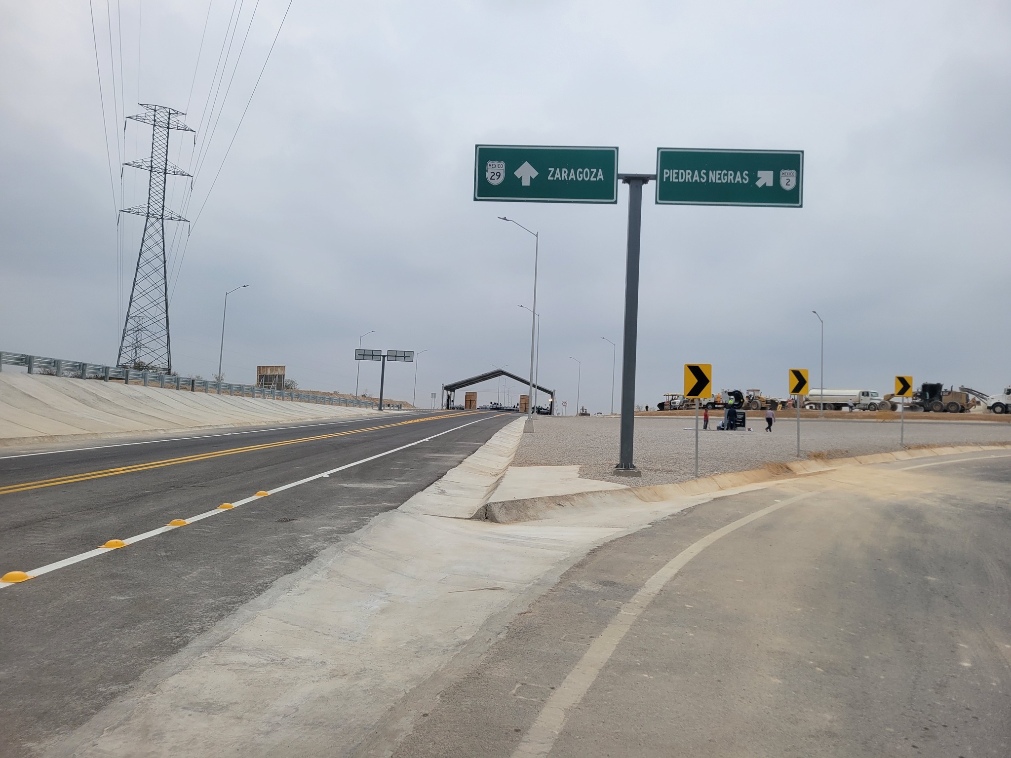 Inauguran gobernador y alcalde obra por 255 MDP