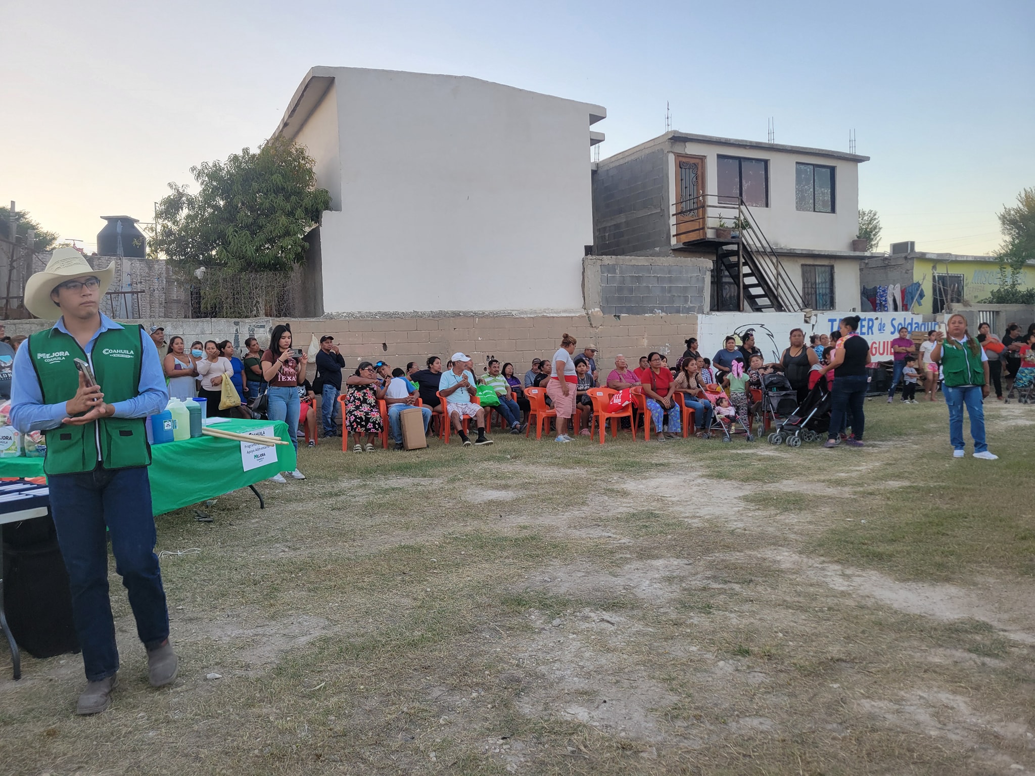 Llega Mercadito Mejora a fraccionamiento Cedros