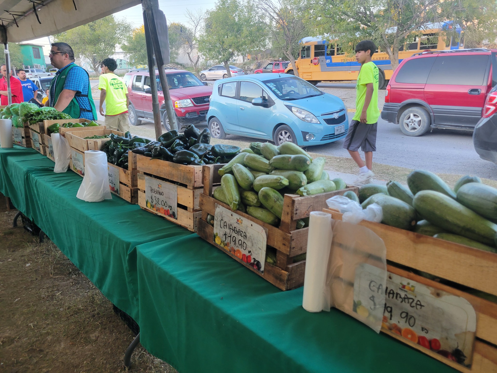 Llega Mercadito Mejora a fraccionamiento Cedros