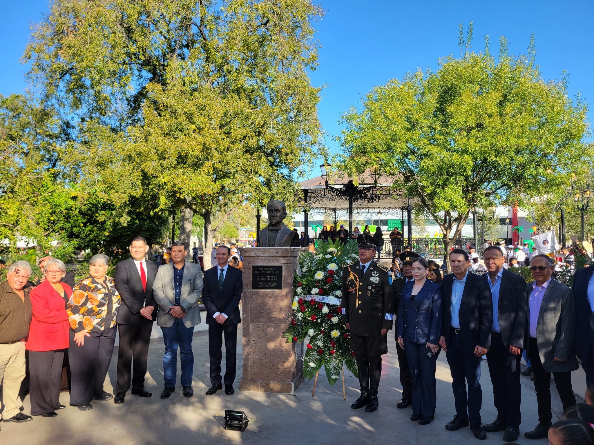 Preside Emilio de Hoyos ceremonia cívica conmemorativa del CXV Aniversario del inicio de la Revolución mexicana
