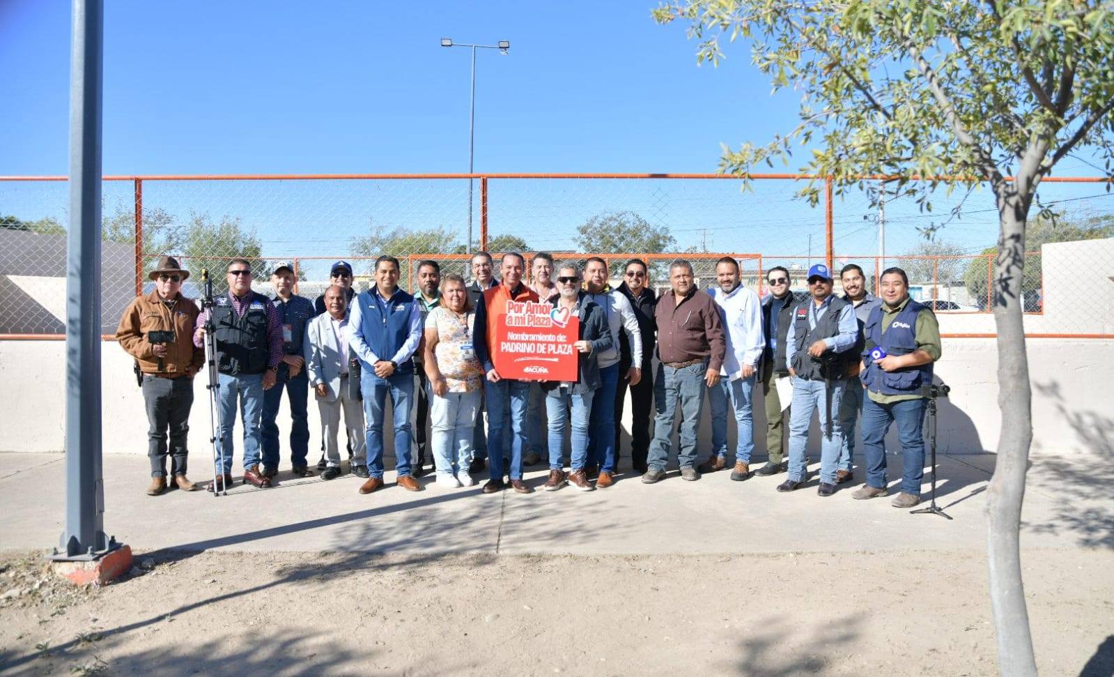 RENACE LA PLAZA DE LA LÁZARO CÁRDENAS: ALCALDE ENTREGA MÁS ESPACIOS DIGNOS