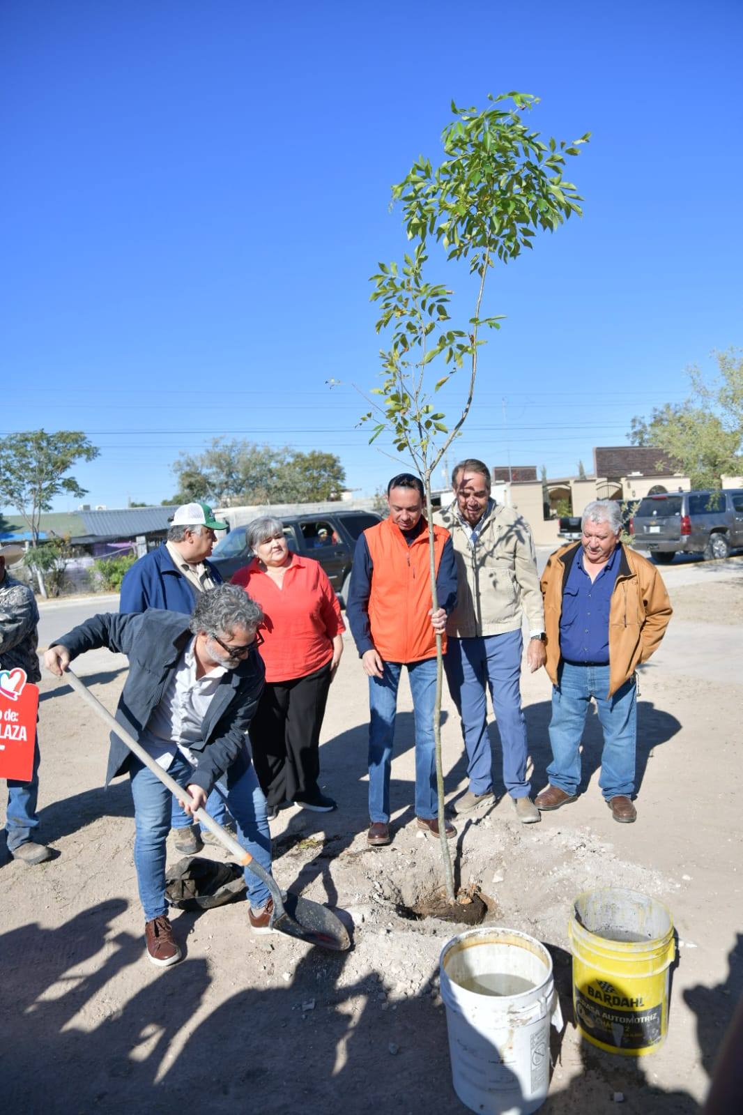 RENACE LA PLAZA DE LA LÁZARO CÁRDENAS: ALCALDE ENTREGA MÁS ESPACIOS DIGNOS