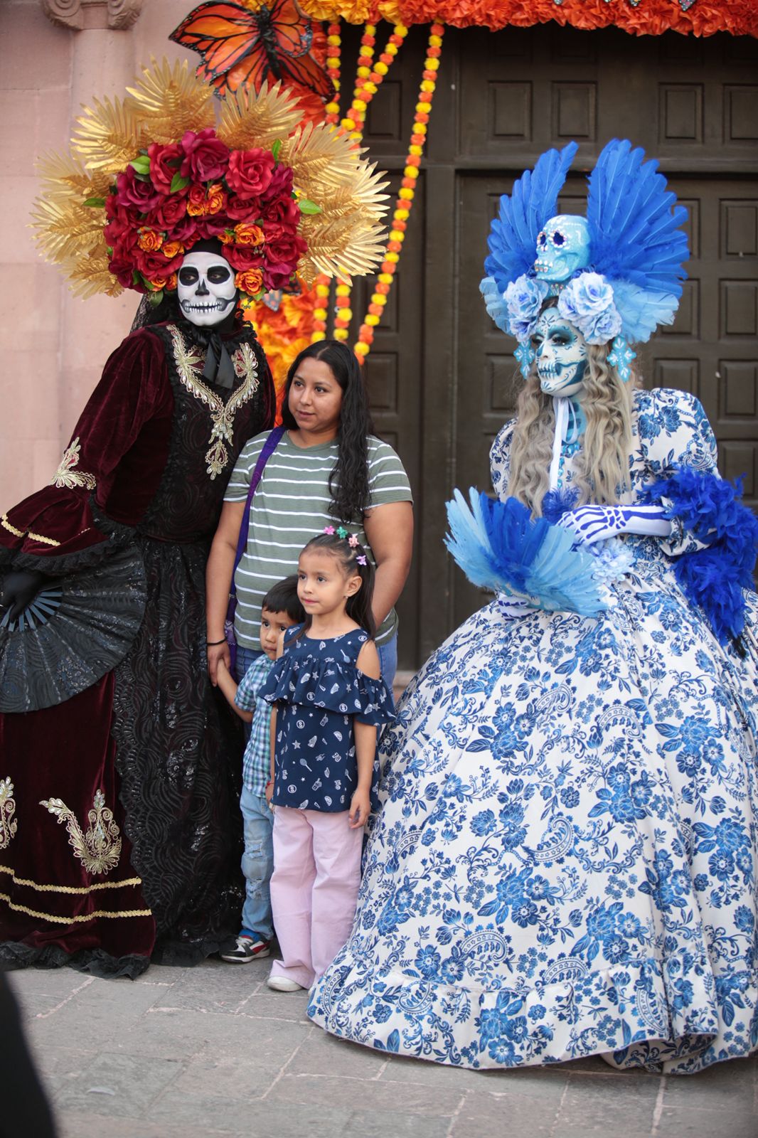 VIVAMOS EN FAMILIA NUESTRAS TRADICIONES: MANOLO