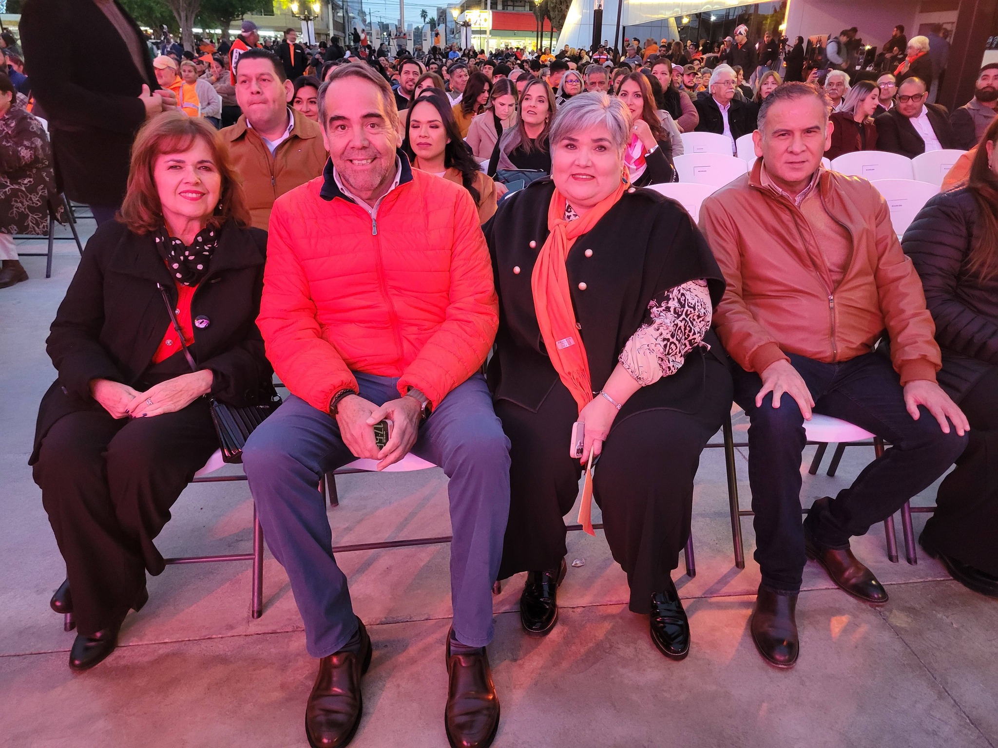 Acompañado del gobernador Manolo Jiménez Salinas el alcalde Emilio De Hoyos rinde informe de gobierno