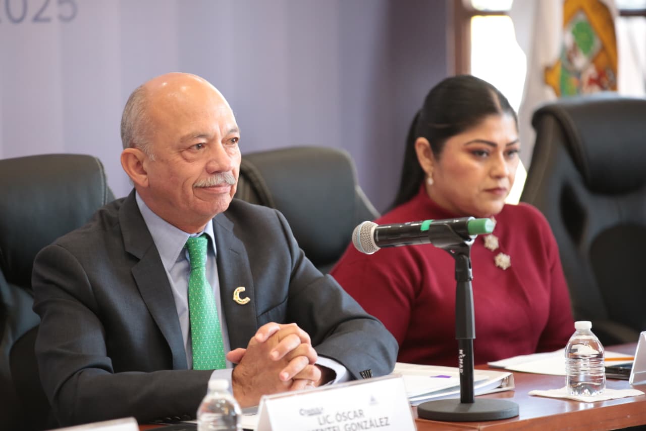 CONSTRUIMOS EN EQUIPO UN MEJOR COAHUILA