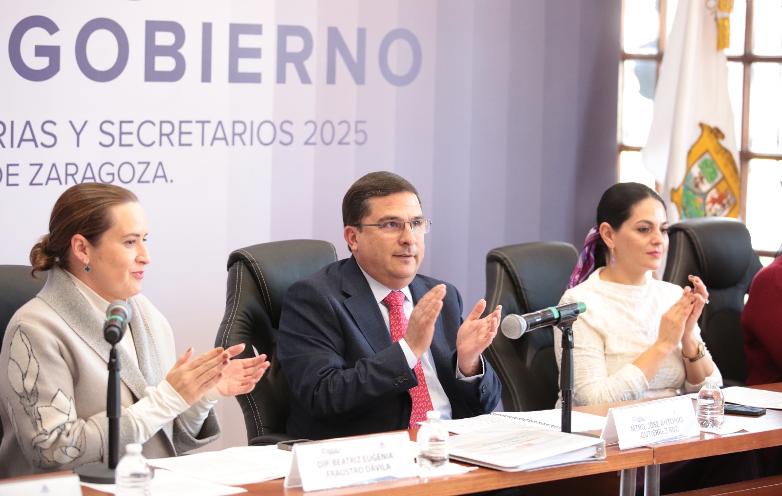 CONSTRUIMOS EN EQUIPO UN MEJOR COAHUILA