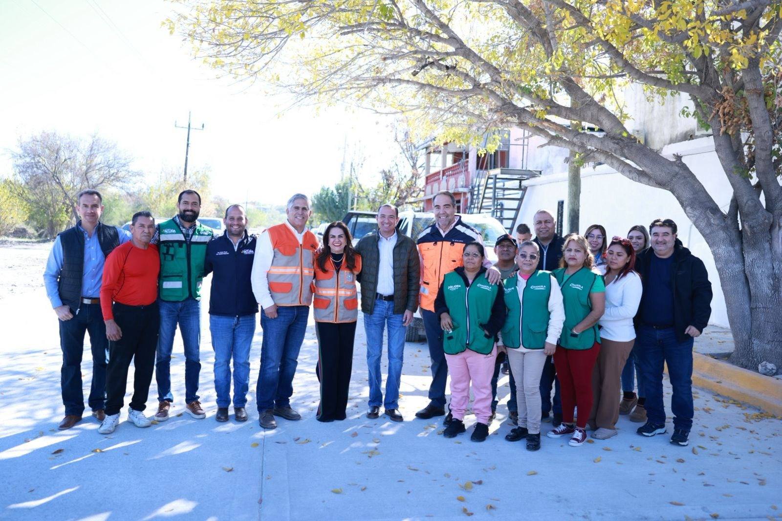 EMILIO DE HOYOS CIERRA EL AÑO ENTREGANDO OBRAS Y MEJORANDO CALLES DE ACUÑA