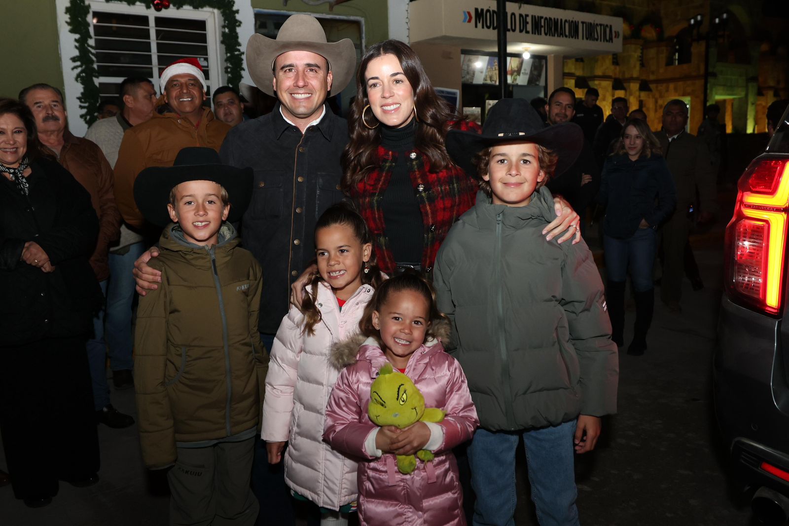 INAUGURAN MANOLO Y PAOLA VILLAMAGIA 2025