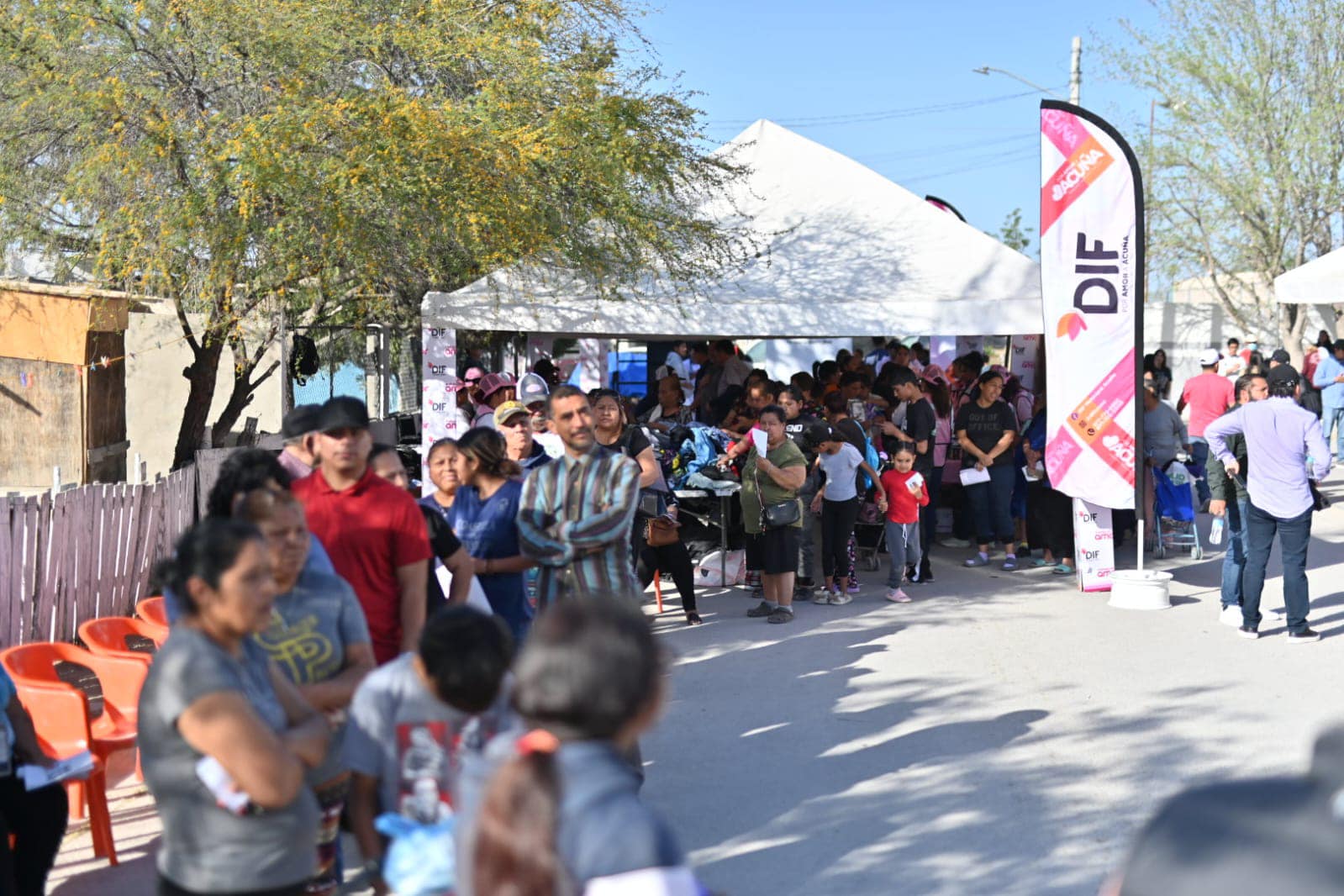 Inicia el programa “Por Amor a Nuestra Gente” Brigadas en las Colonias de Acuña
