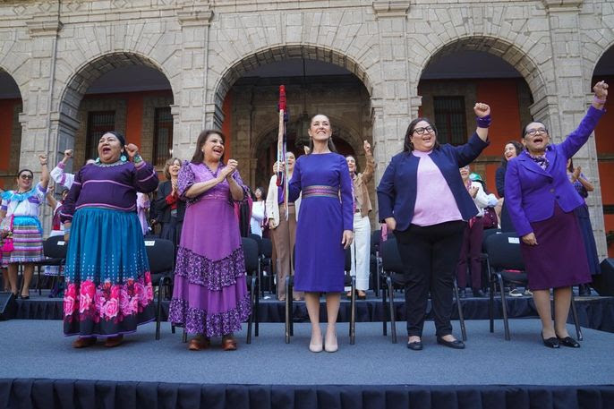 PRESIDENTA CLAUDIA SHEINBAUM PRESENTA 10 ACCIONES A FAVOR DE LAS MUJERES EN EL MARCO DEL 8M