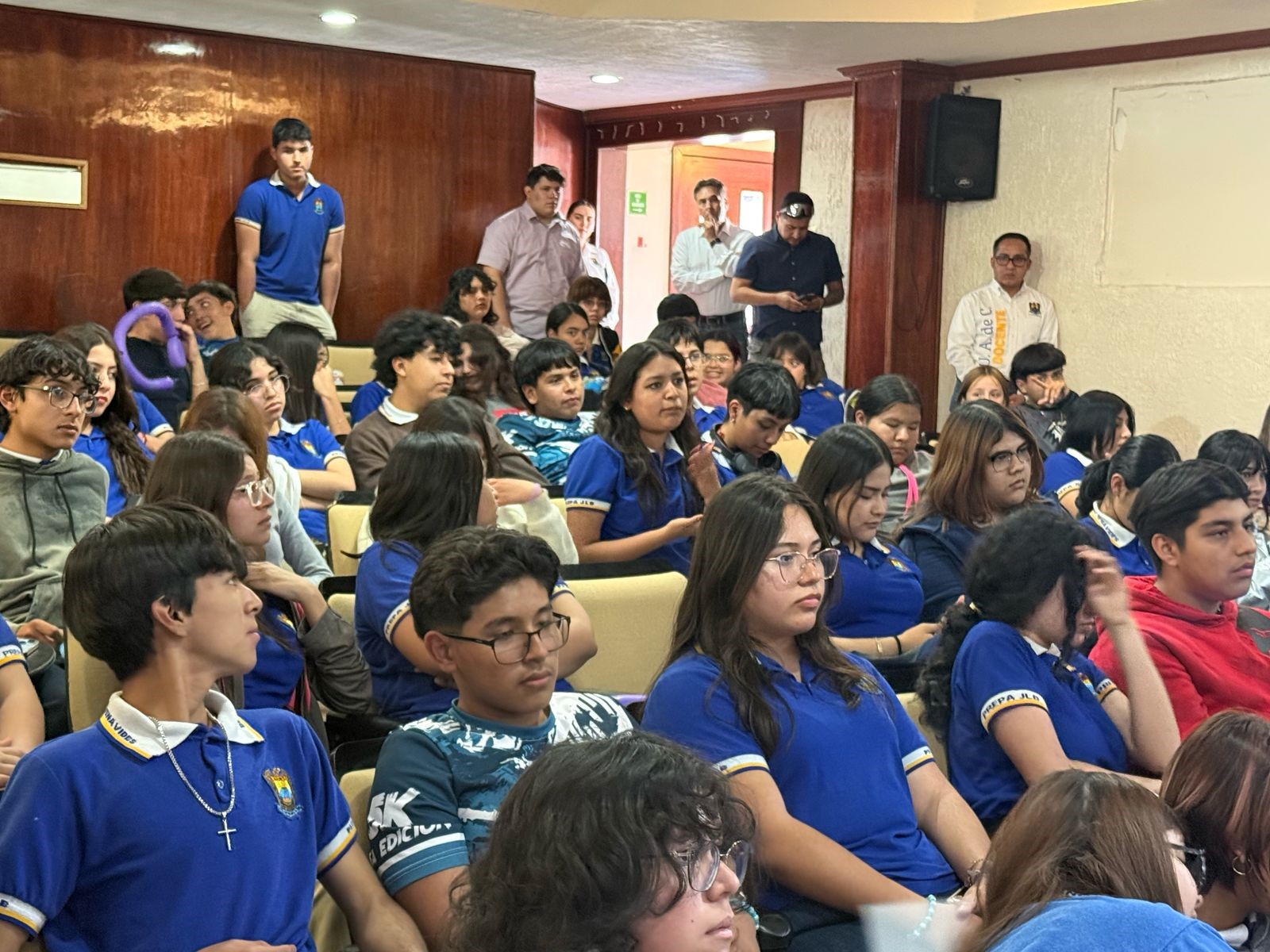 Se reúne Rector de la UAdeC con Escuela de Bachilleres “Dr. y Gral. Jaime Lozano Benavides” con “Diálogos que Inspiran”