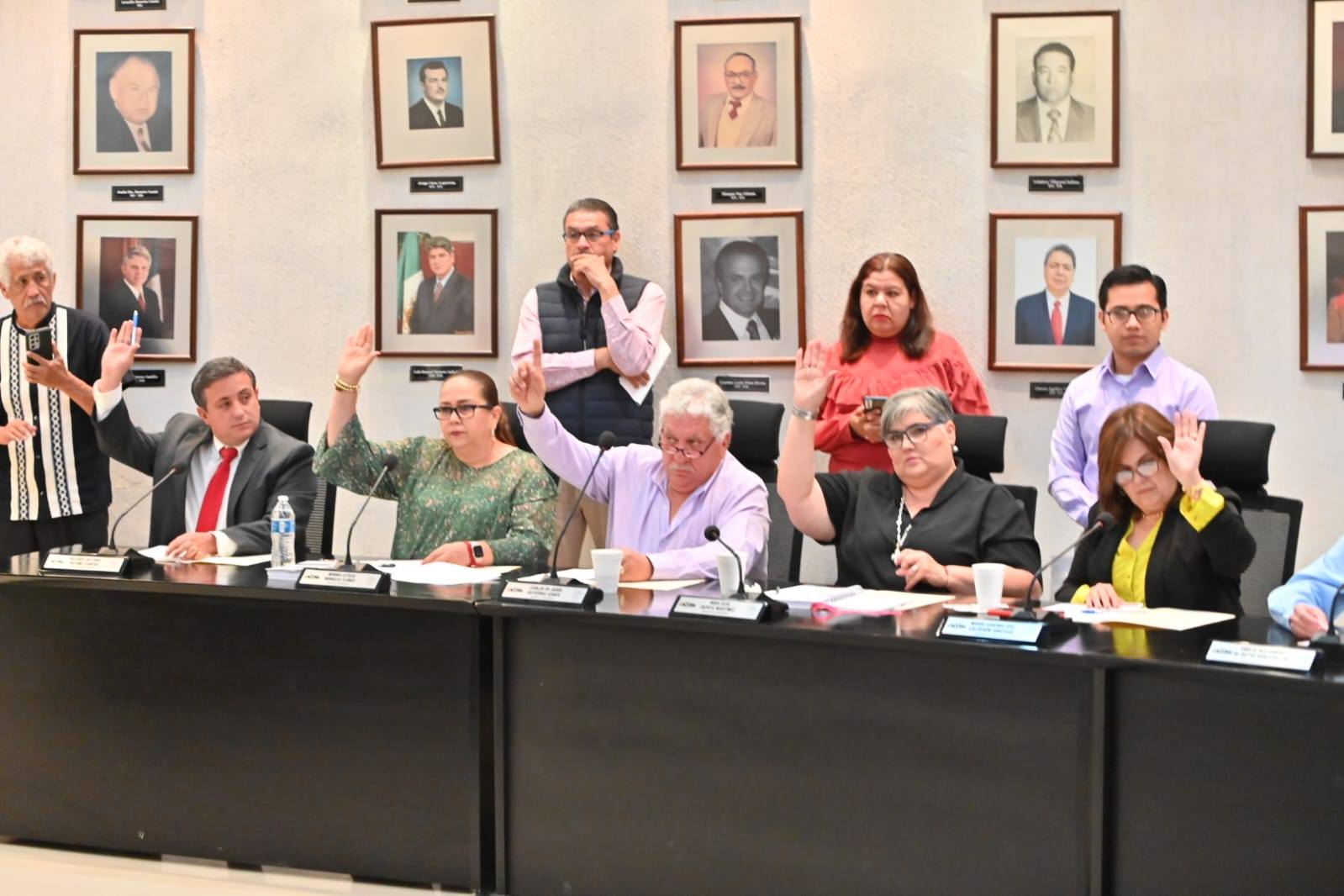 CABILDO DE ACUÑA APRUEBA POR UNANIMIDAD ESTÍMULOS FISCALES Y DESINCORPORACIÓN DE TERRENO PARA CAUSA SOCIAL