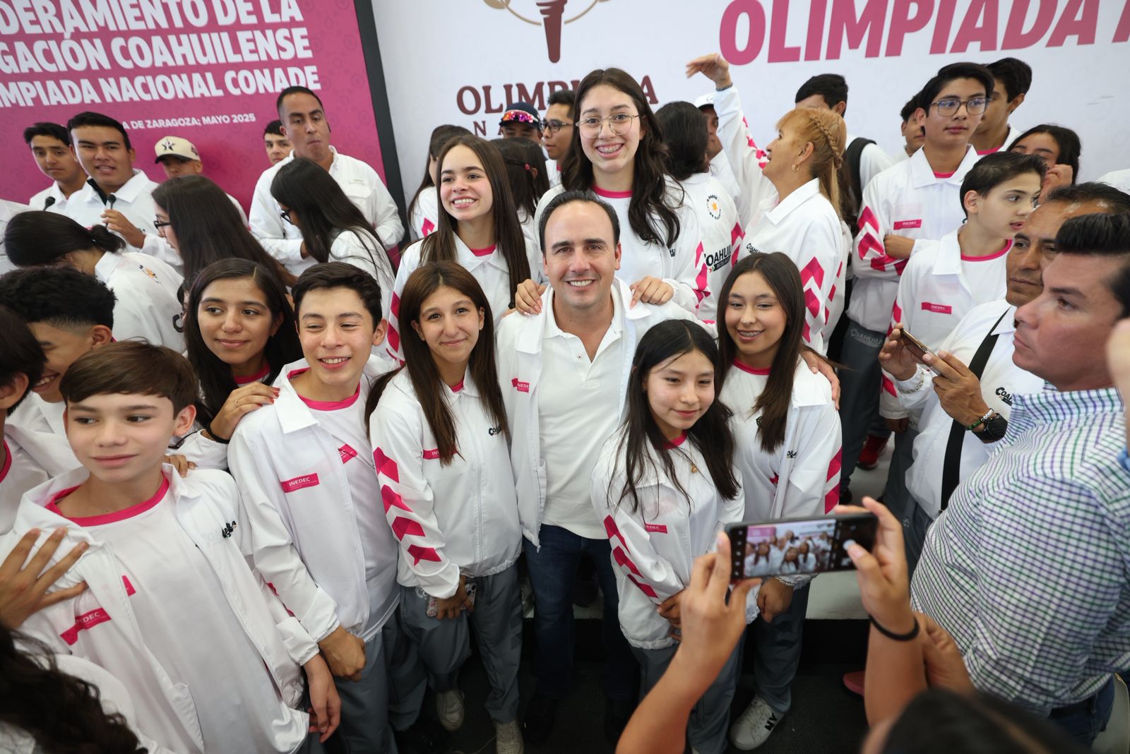 ANUNCIA MANOLO PROYECTO PARA FORTALECER LA INFRAESTRUCTURA DEPORTIVA