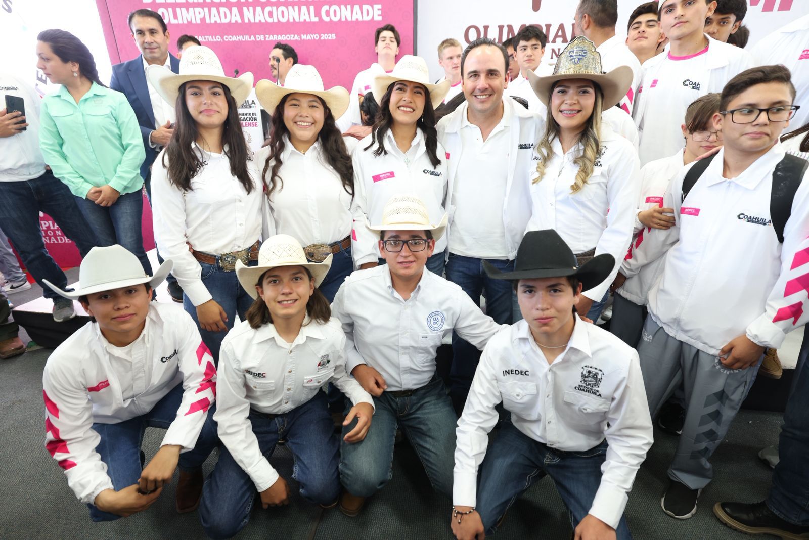 ANUNCIA MANOLO PROYECTO PARA FORTALECER LA INFRAESTRUCTURA DEPORTIVA