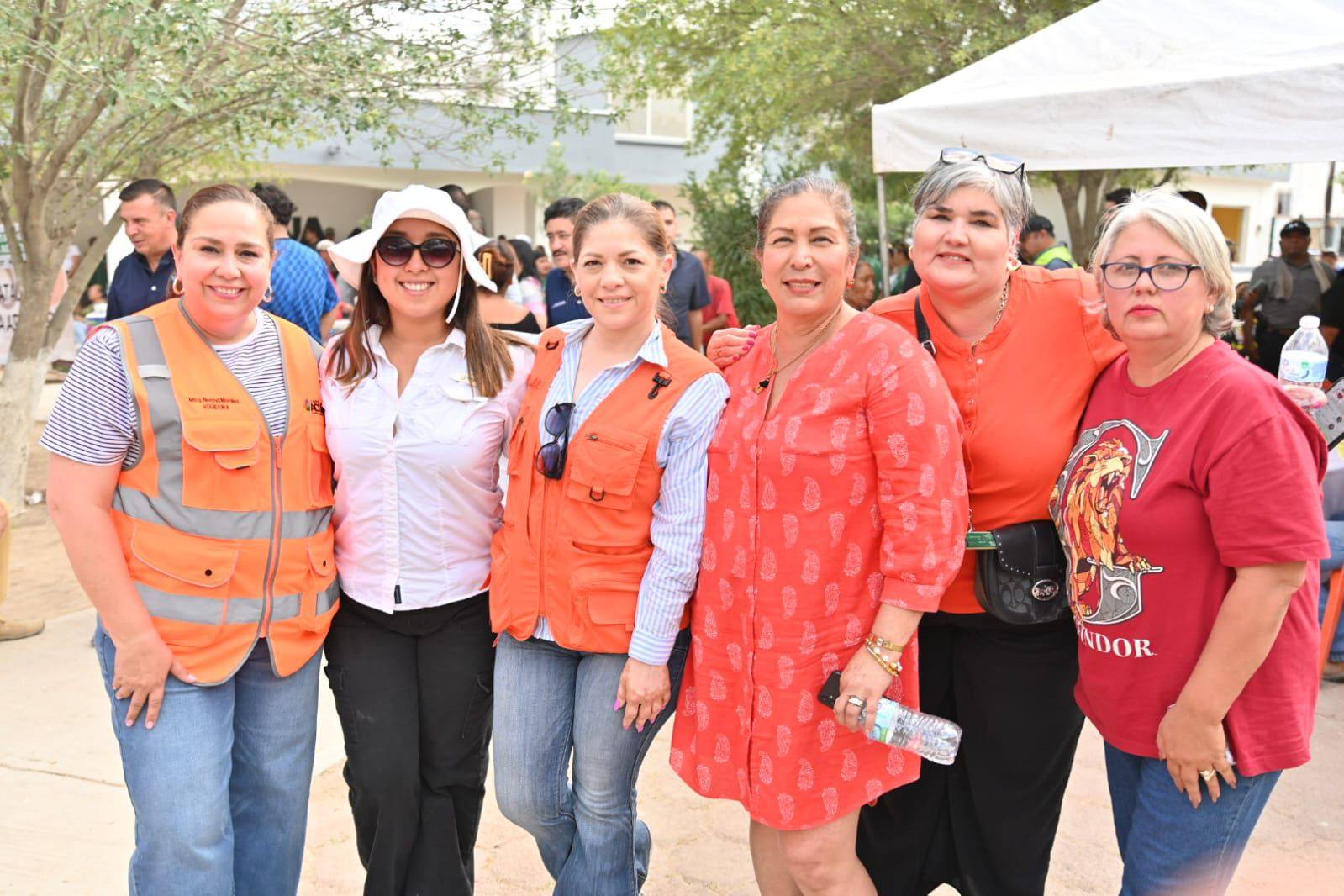 BRIGADA “UNIDOS POR AMOR A NUESTRA GENTE” BENEFICIA A CIENTOS DE FAMILIAS DEL SECTOR PONIENTE CON SERVICIOS Y SOLUCIONES