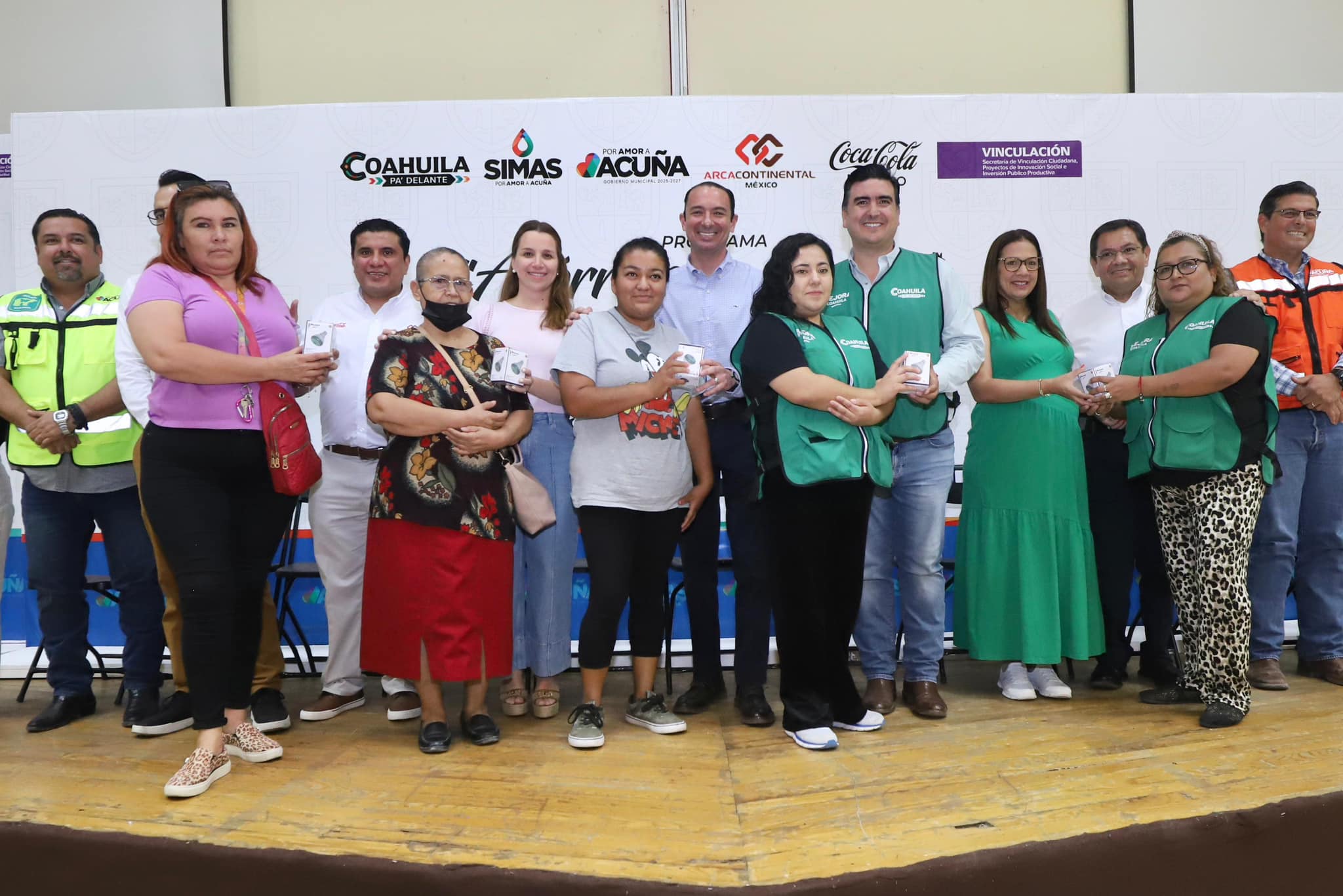 Lleva gobierno del estado programa “Ahórrate un chorro” a Ciudad Acuña