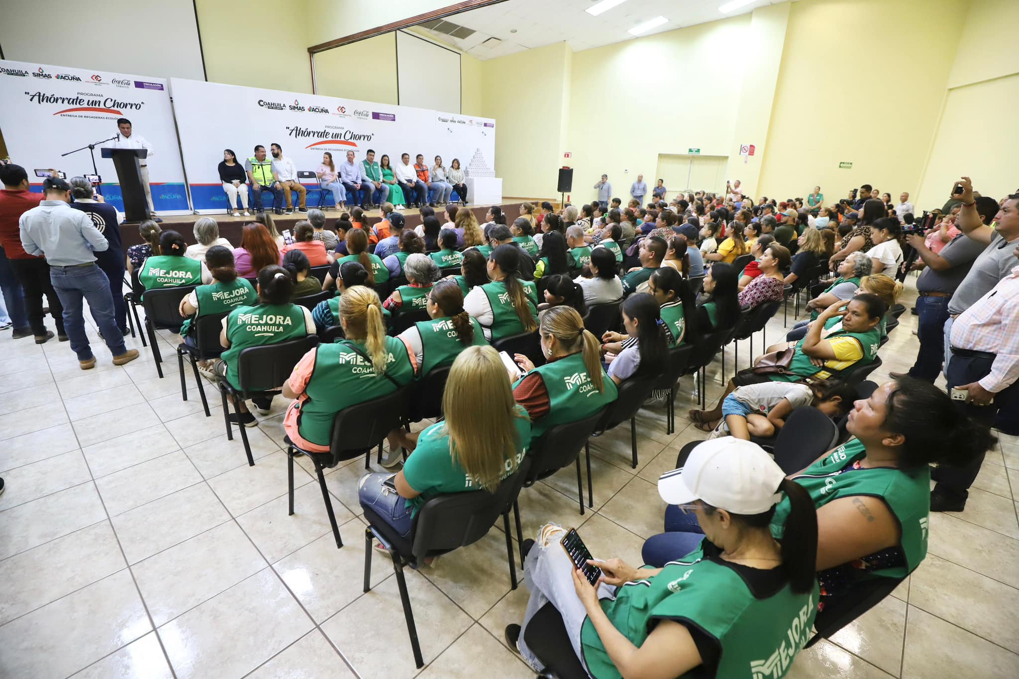 Lleva gobierno del estado programa “Ahórrate un chorro” a Ciudad Acuña