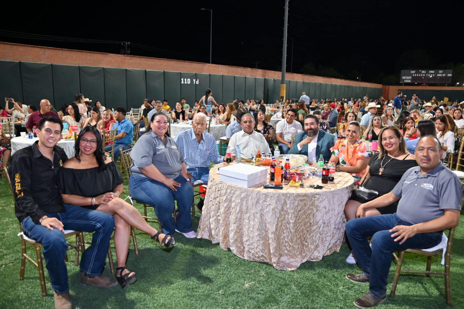 MÁS DE 2 MIL MAESTROS FESTEJADOS POR LA PRESIDENCIA MUNICIPAL