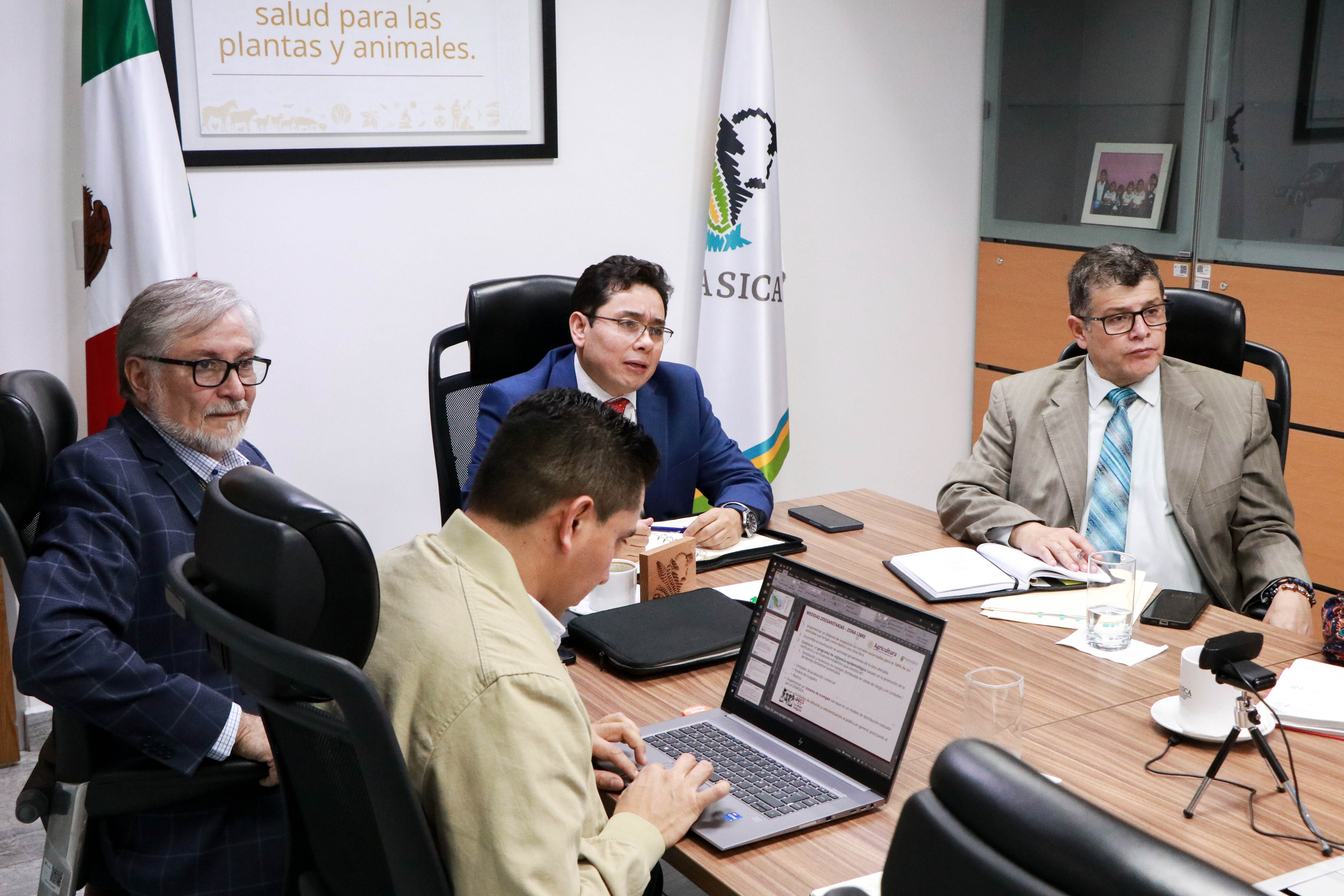 Refuerzan AGRICULTURA y cinco estados medidas para prevenir ingreso de gusano barrenador del ganado en el norte de México