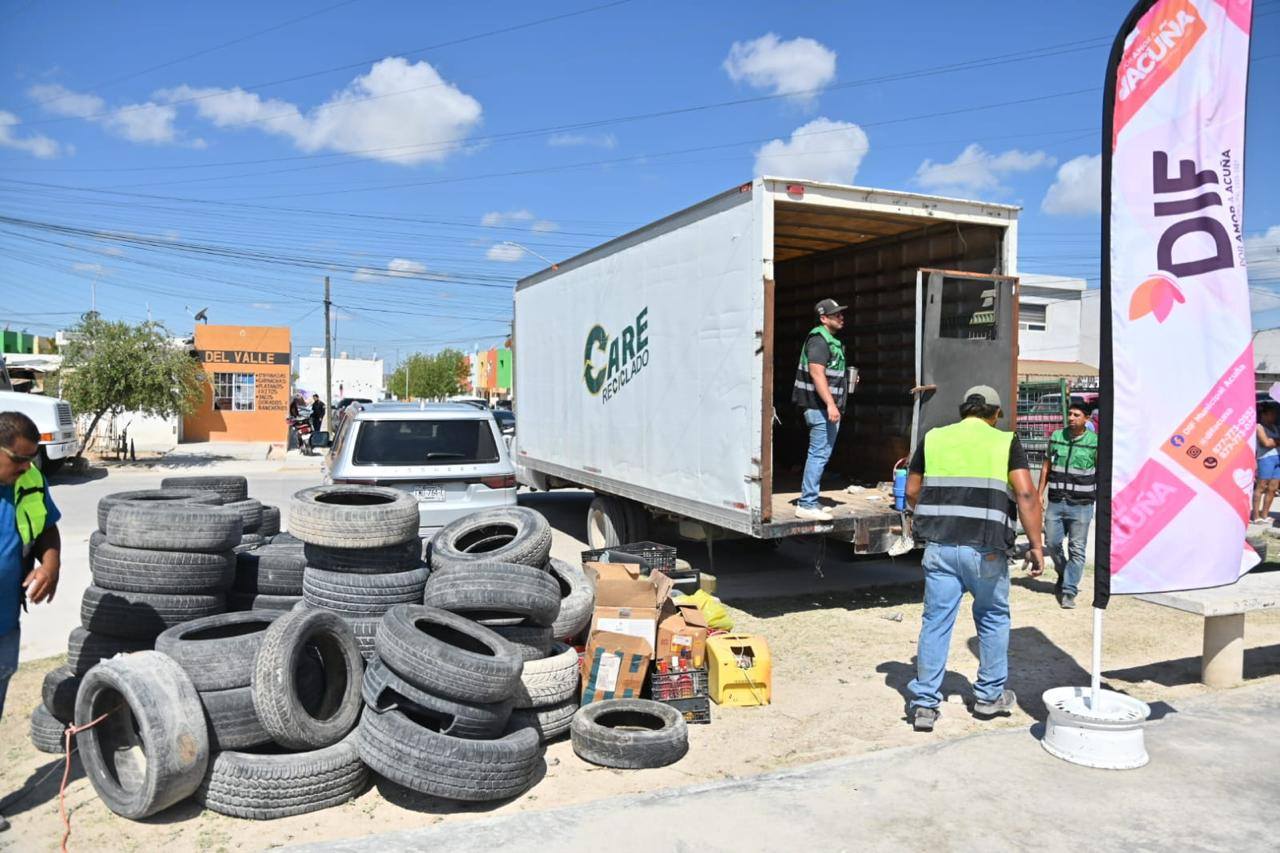 Arranque del “Mercadito Pa’ Delante” en Lomas del Valle en Acuña
