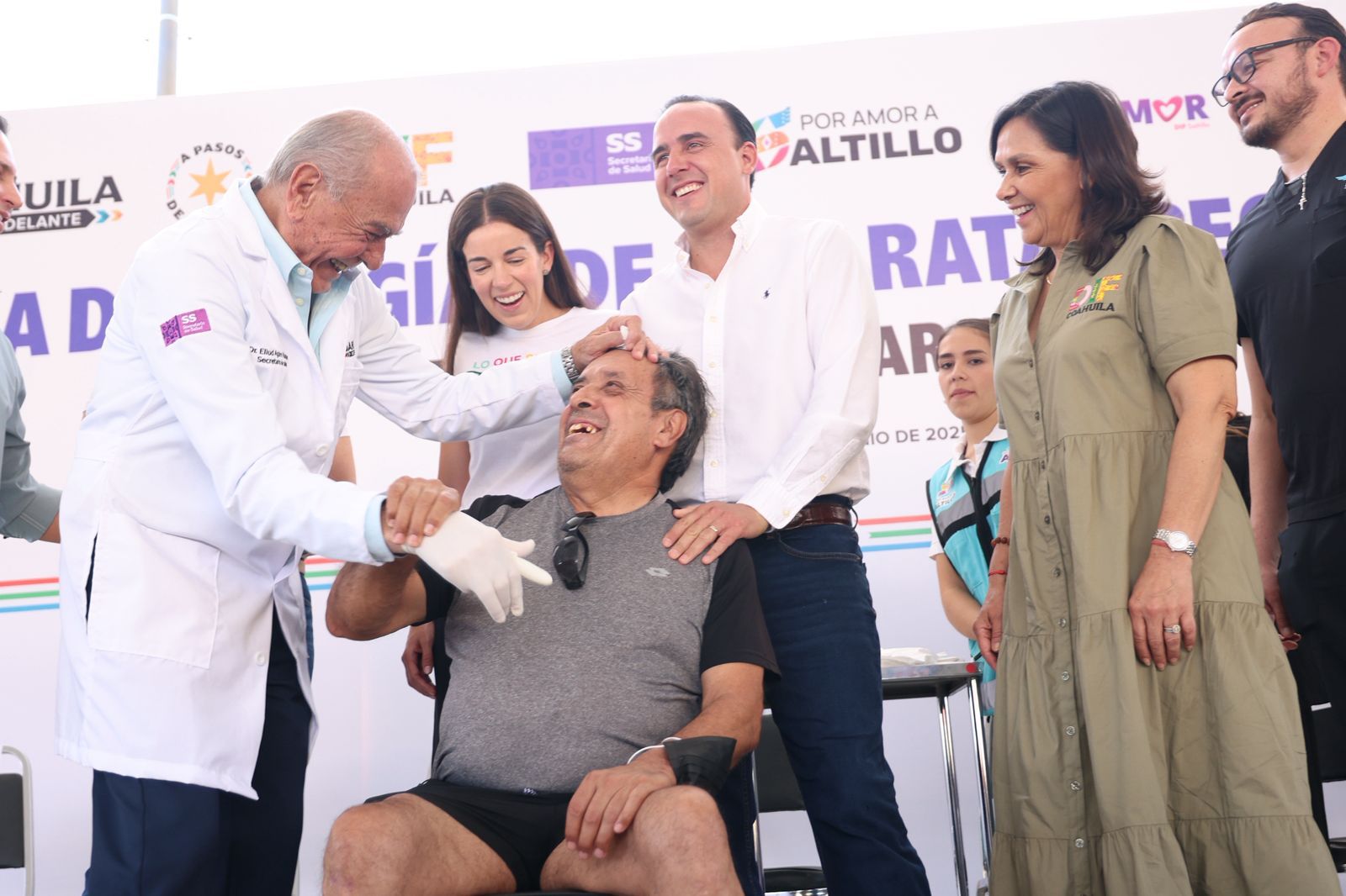 AVANZA CON ÉXITO GRAN PROGRAMA DE OPERACIONES DE CATARATAS EN COAHUILA: MANOLO
