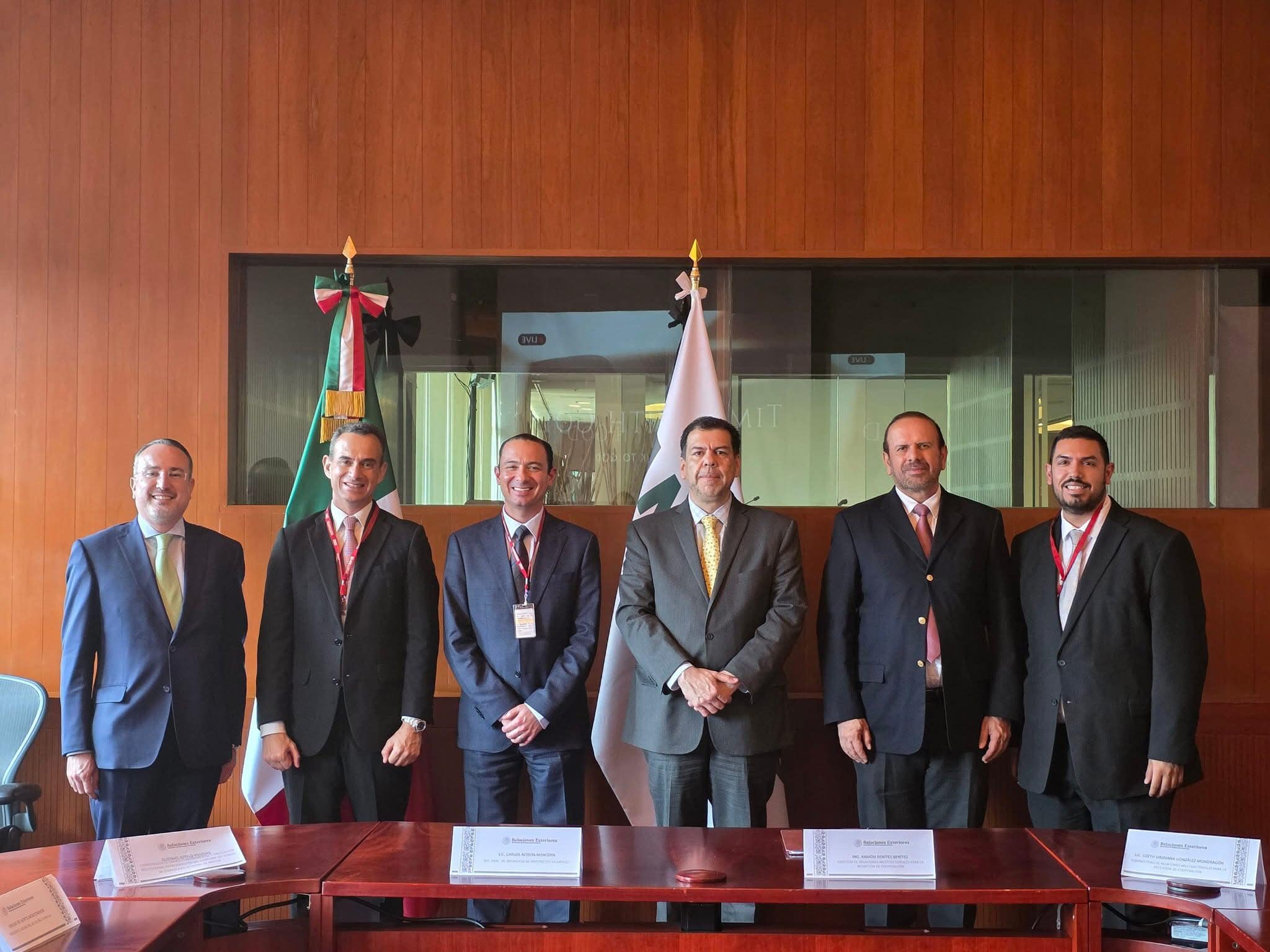 CIERRA EMILIO DE HOYOS AGENDA EN CDMX