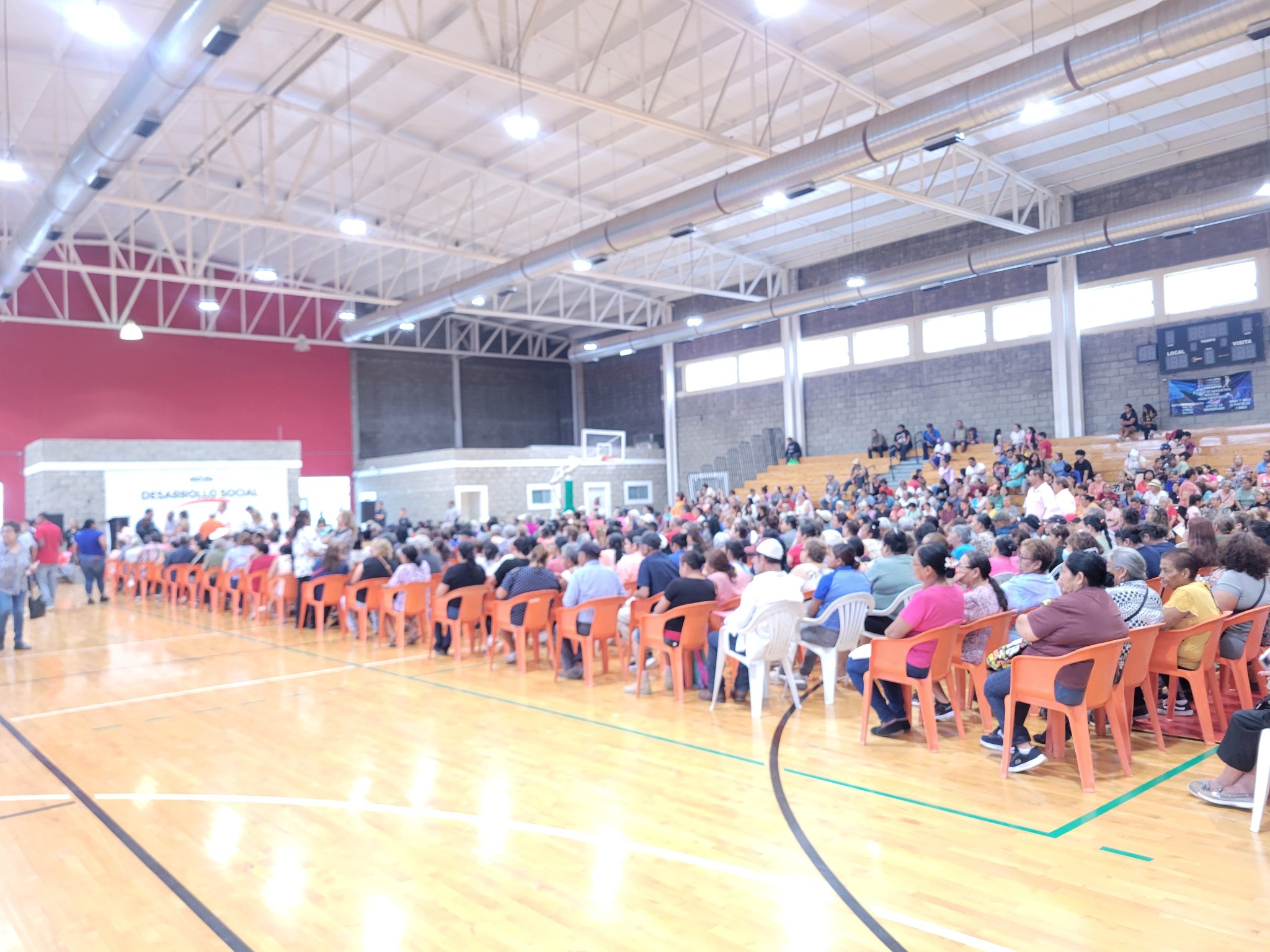 Entrega Presidencia Municipal de Acuña apoyos alimentarios para personas vulnerables