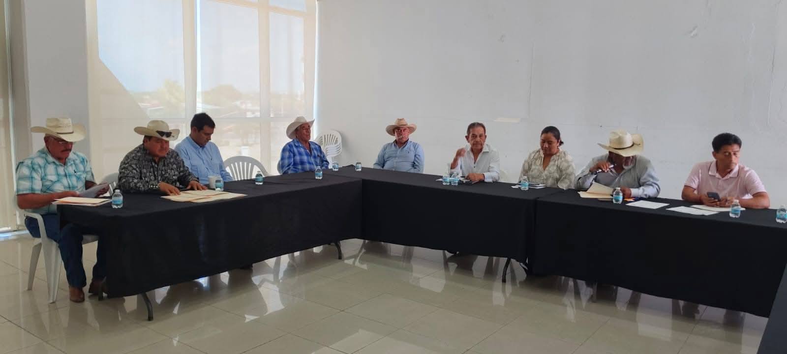ENTREGARÁN ALIMENTO SUBSIDIADO PARA GANADO A PRODUCTORES DE ACUÑA
