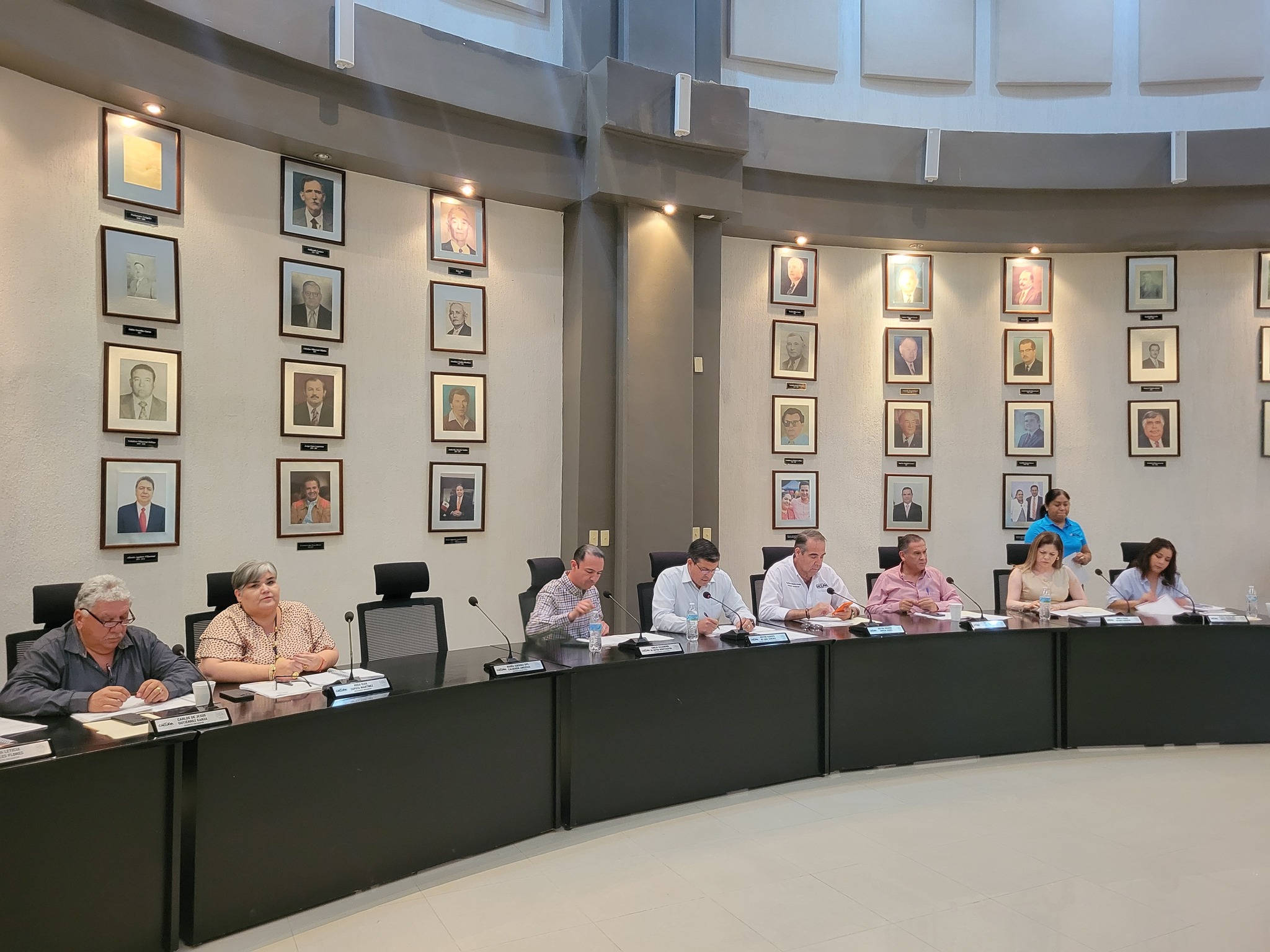 Preside el alcalde Lic. Emilio De Hoyos segunda Sesión Ordinaria de Cabildo del mes de junio