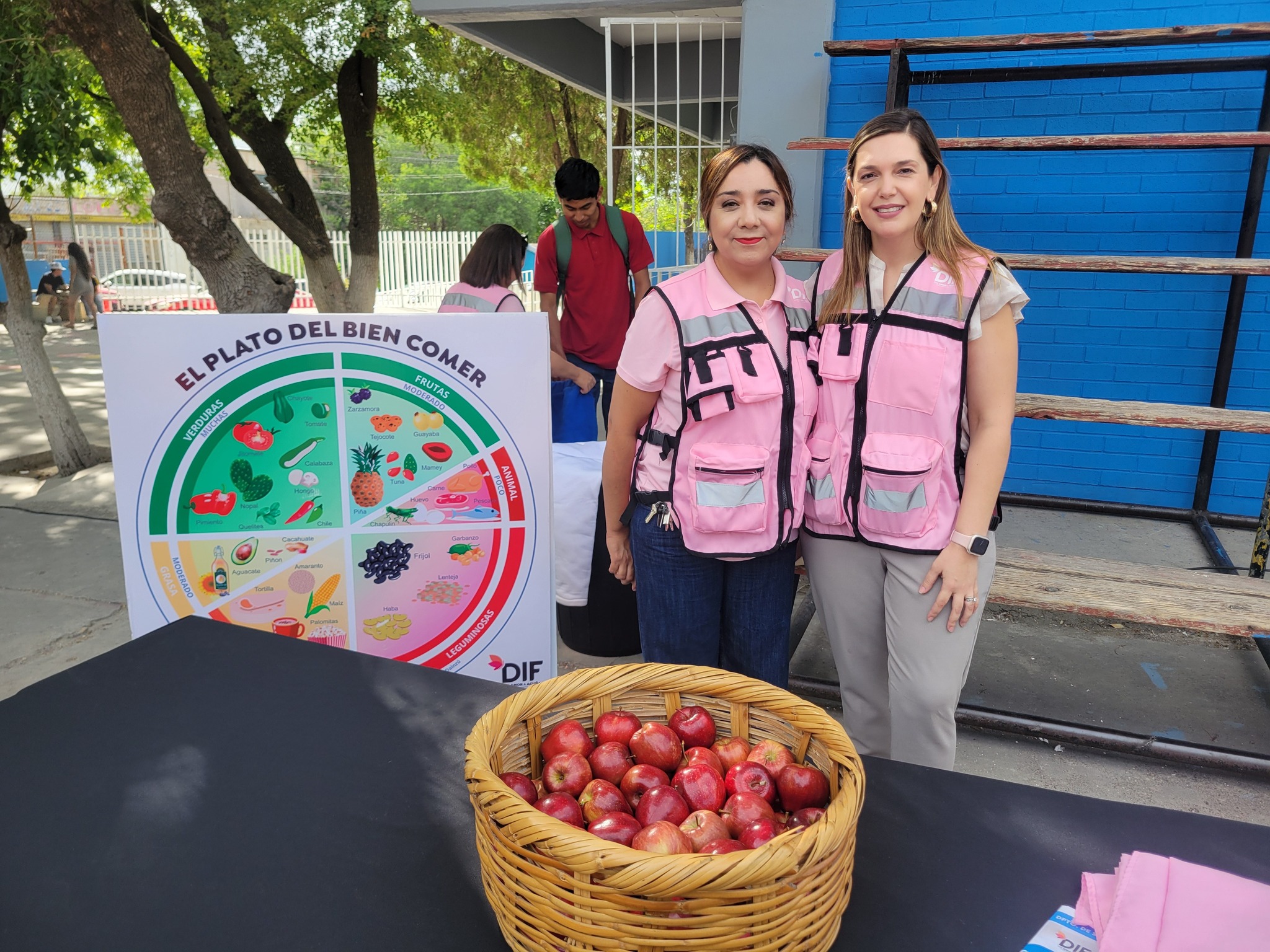 Presidencia Municipal de Acuña lleva a la escuela primaria Club de Leones TM el programa Por amor a tu escuela