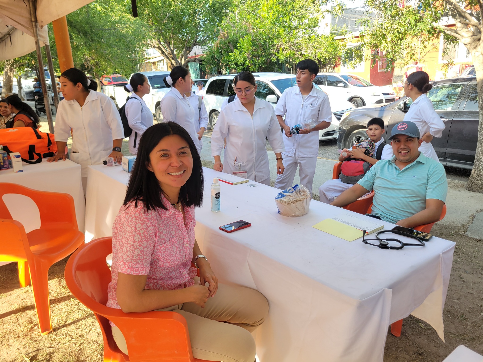 Presidencia Municipal de Acuña lleva brigada al fraccionamiento INFONAVIT Mexicanidad