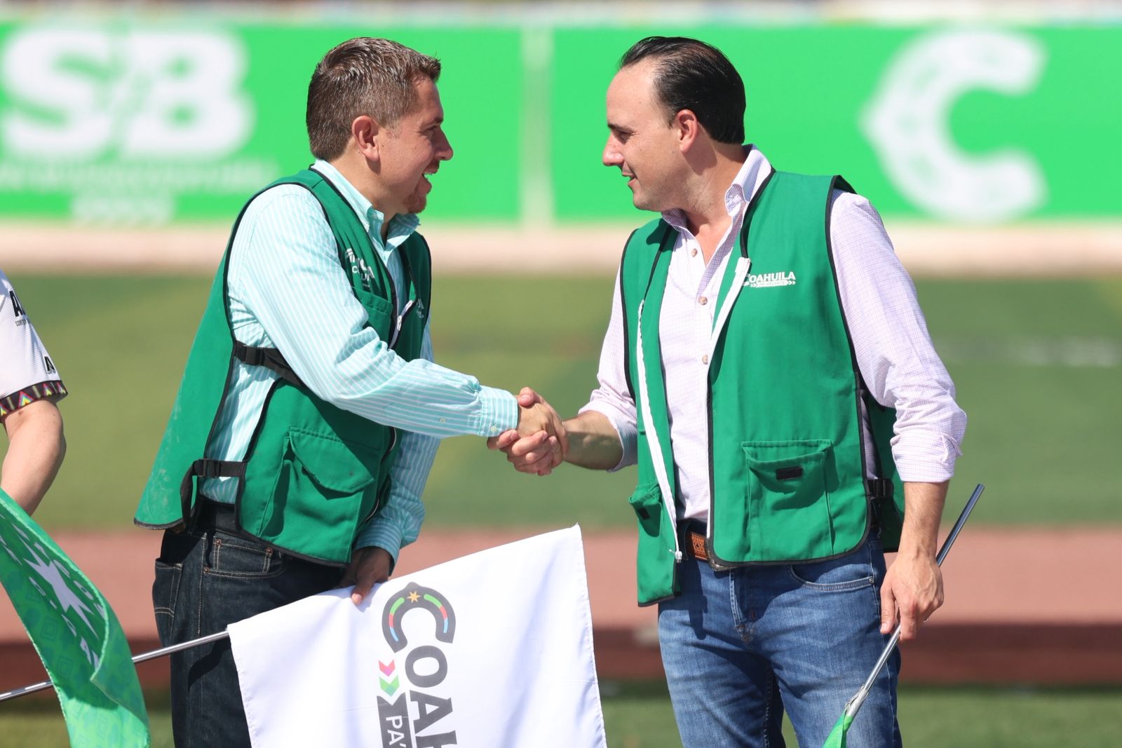 SEGUIMOS LLEVANDO OBRAS SOCIALES A TODAS LAS REGIONES: MANOLO