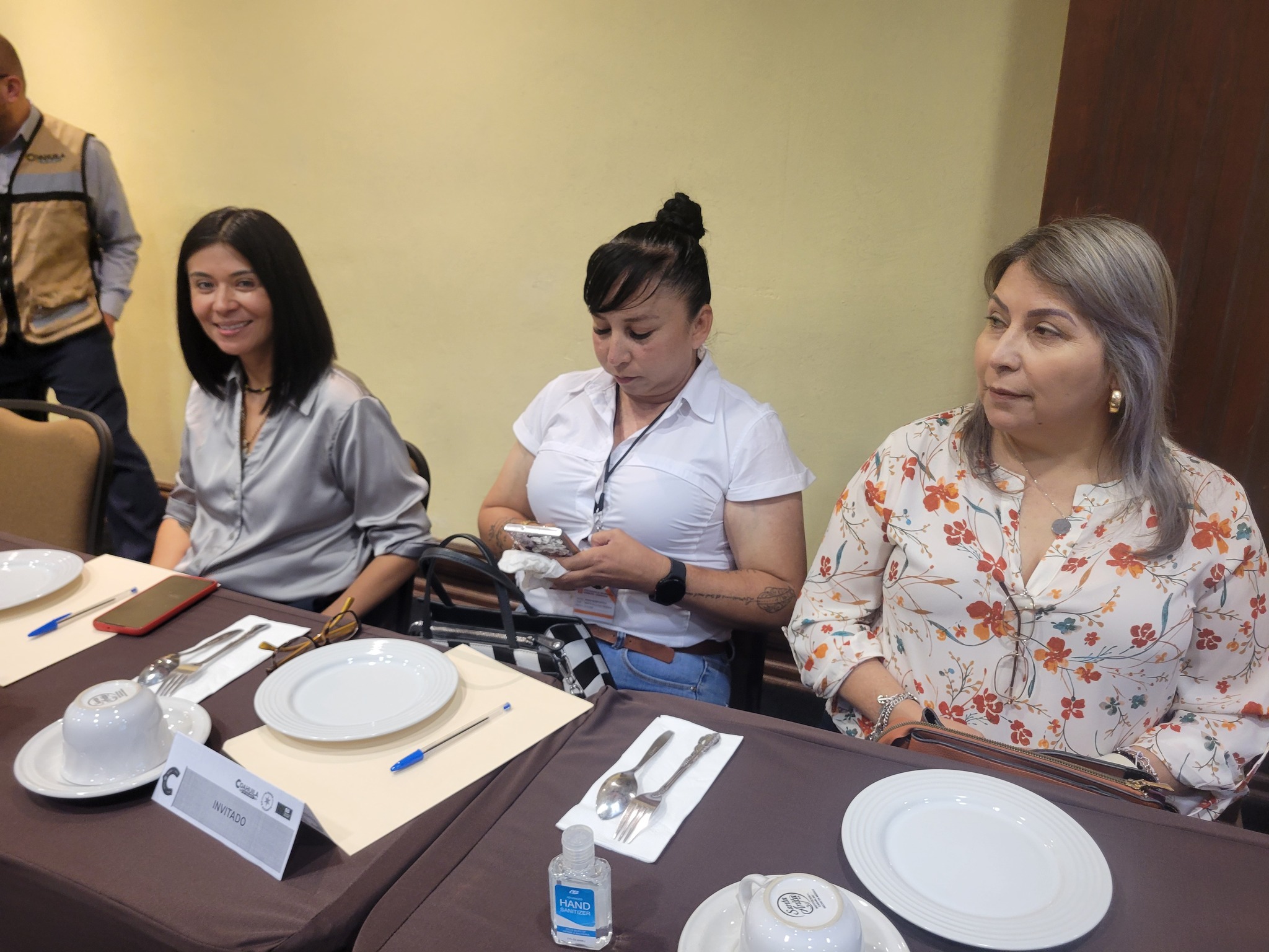 Busca la Secretaría de Salud atajar el dengue