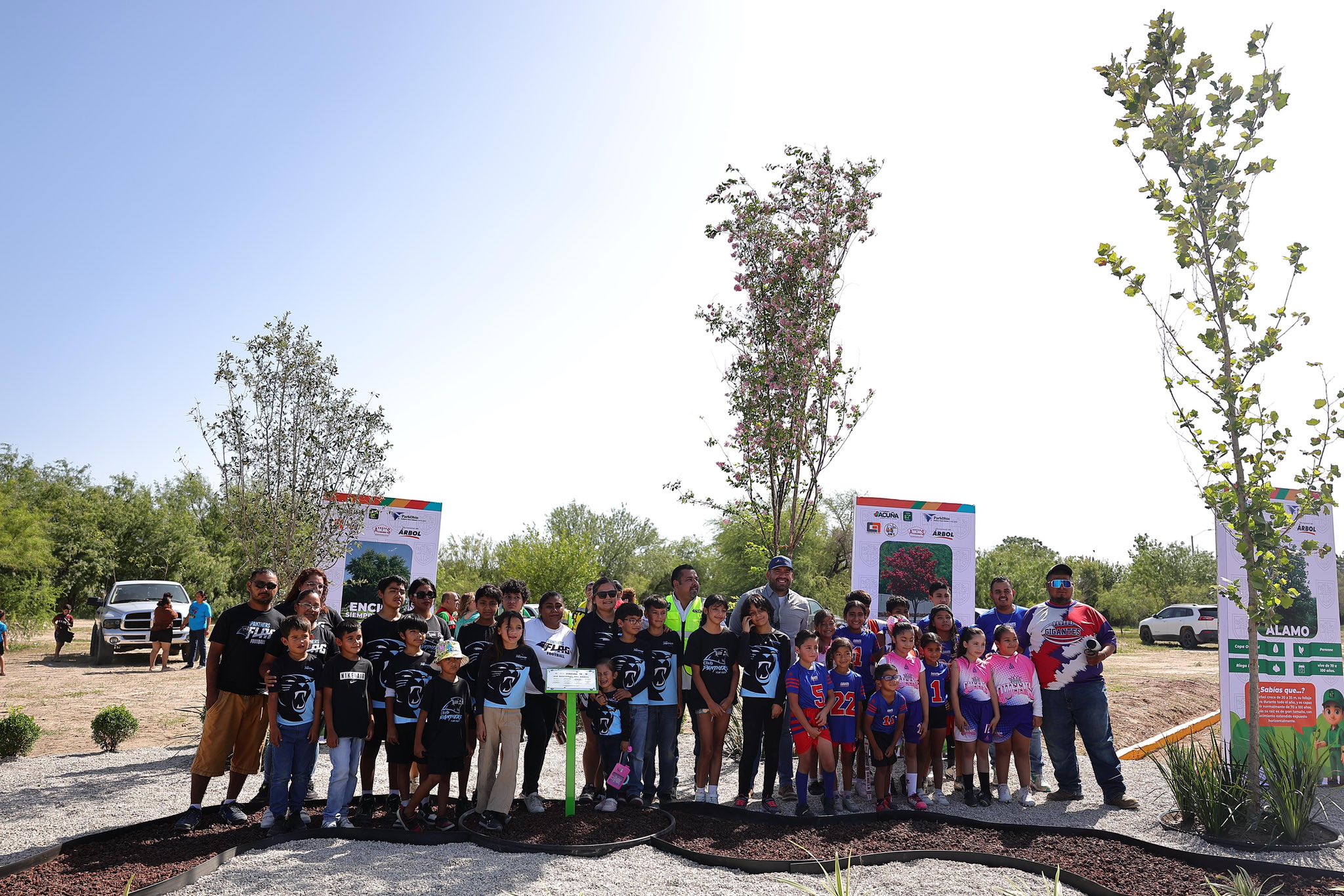 CELEBRAN EL DÍA NACIONAL DEL ÁRBOL EN ACUÑA