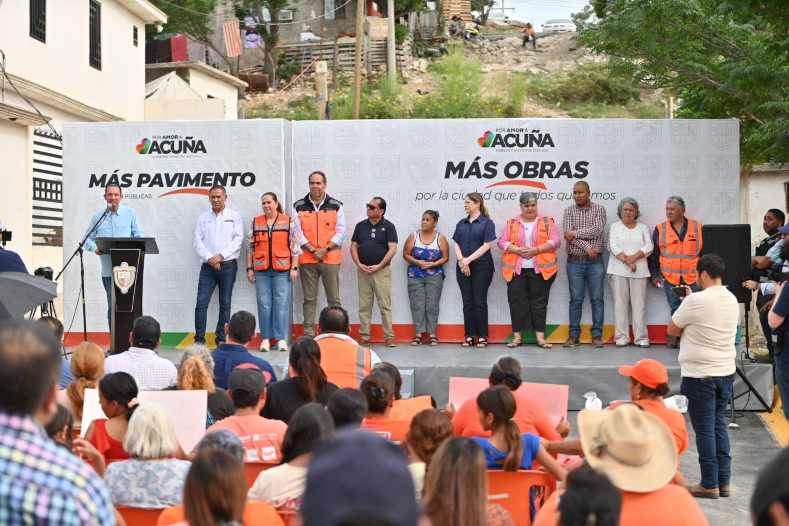 COMPROMISO CUMPLIDO, GOBIERNO DE UNIDAD ENTREGA PAVIMENTACIÓN DE DOS CALLES EN LA TEOTIHUACÁN PARTE BAJA
