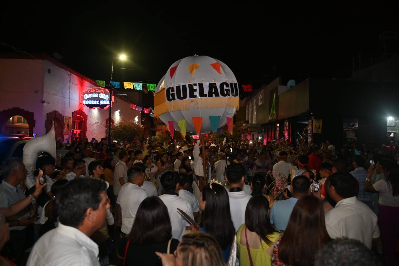 CON SABOR A OAXACA, ARRANCA LA GUELAGUETZA 2025 EN ACUÑA