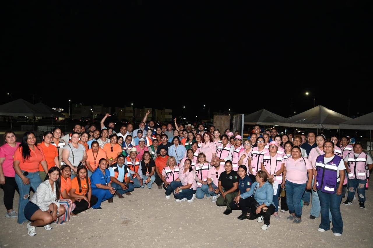 EMILIO DE HOYOS LLEVA BRIGADA A COLINAS DEL VALLE