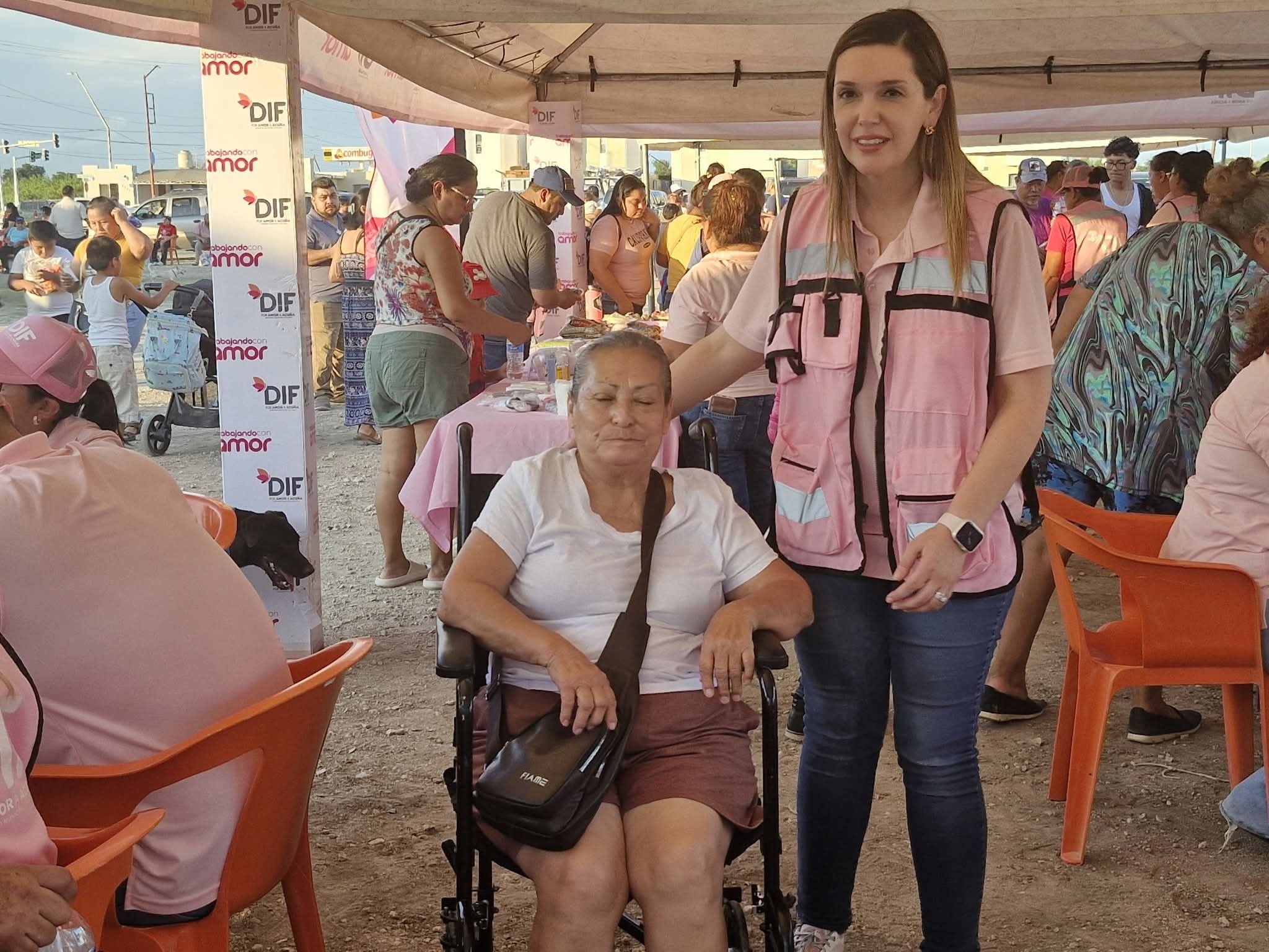 La brigada “Por Amor a Nuestra Gente” llegó con gran éxito a la colonia Colinas del Valle