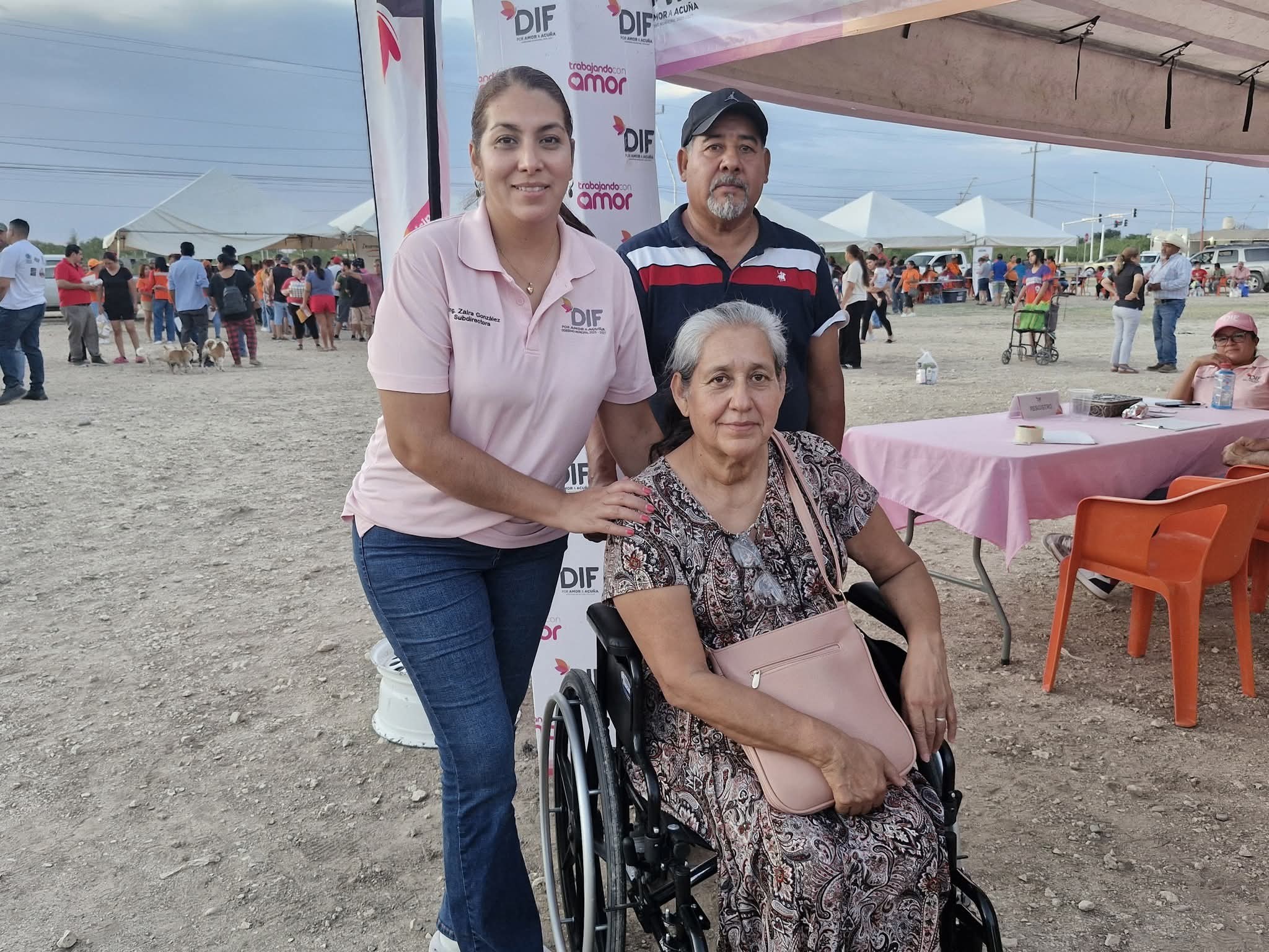 La brigada “Por Amor a Nuestra Gente” llegó con gran éxito a la colonia Colinas del Valle