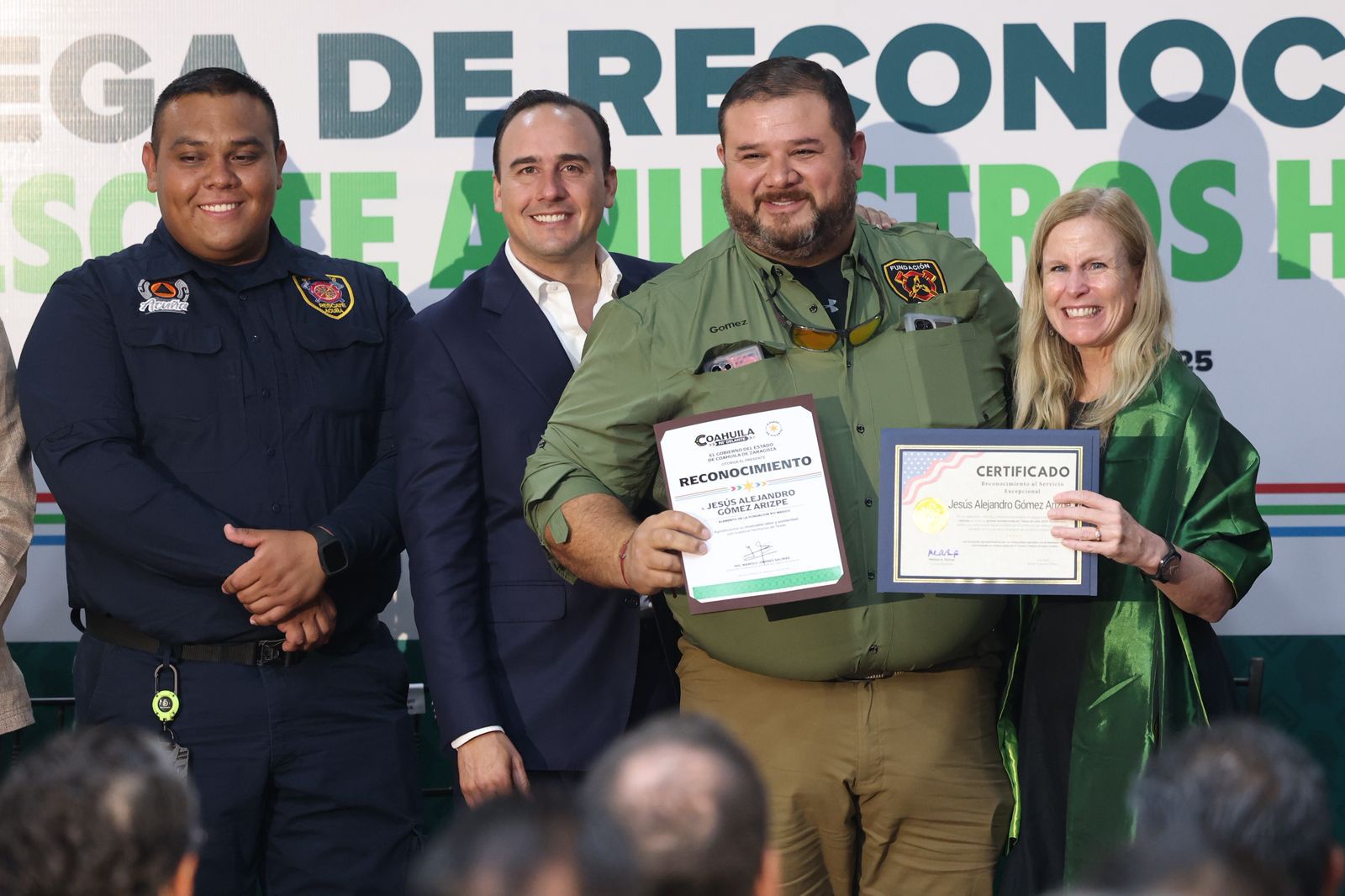 RECONOCEN GOBIERNOS DE COAHUILA Y DE ESTADOS UNIDOS A BRIGADISTAS QUE APOYARON EN TEXAS