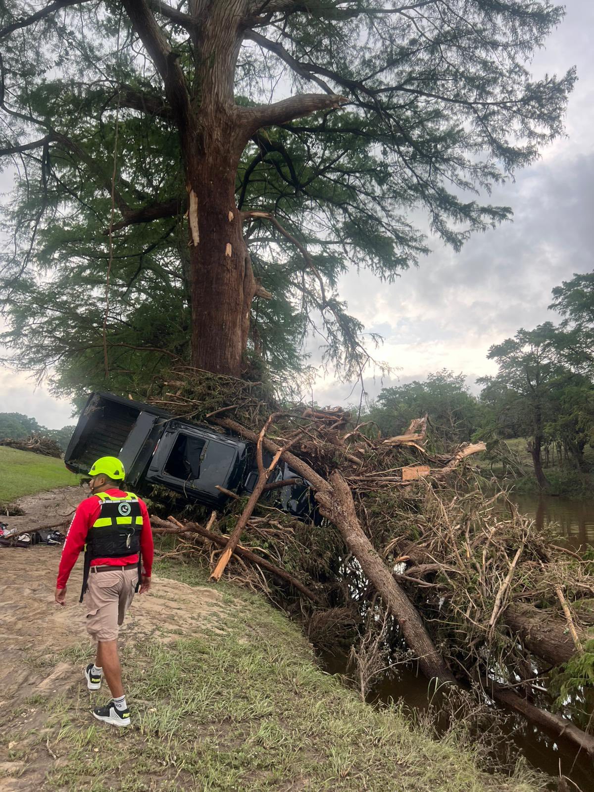 SOLIDARIDAD SIN FRONTERAS: ACUÑA ENVÍA EQUIPO DE RESCATE A TEXAS PARA APOYAR EN TRAGEDIA POR INUNDACIONES