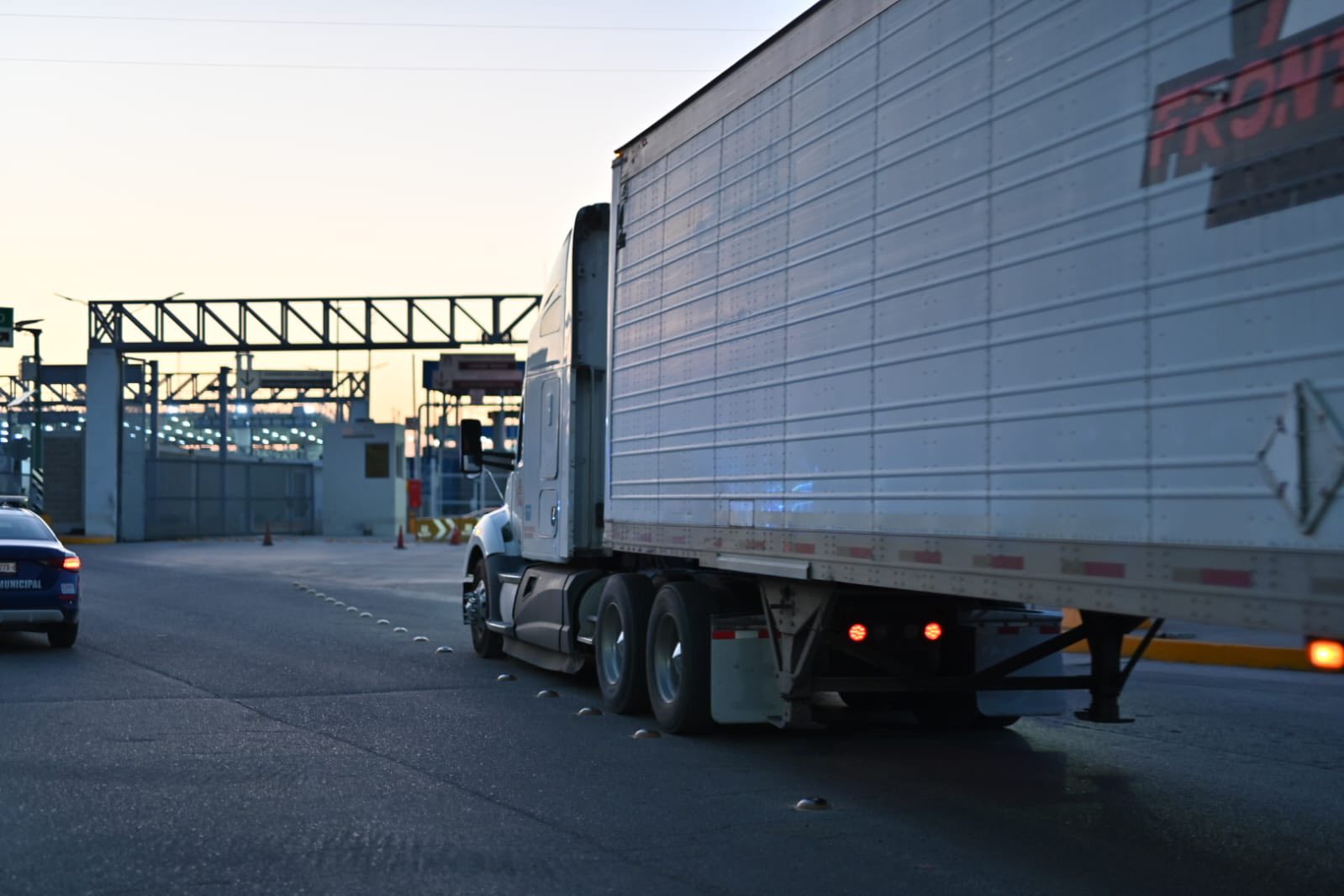 AMPLIÍAN HORARIO COMERCIAL EN ACUÑA - DEL RÍO: LA FRONTERA MÁS RÁPIDA Y SEGURA DE MÉXICO
