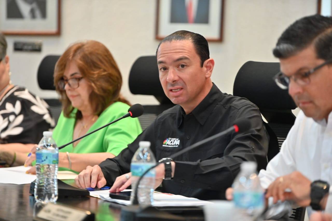 APRUEBA CABILDO CONVOCATORIAS AL MÉRITO JUVENIL Y CIUDADANO