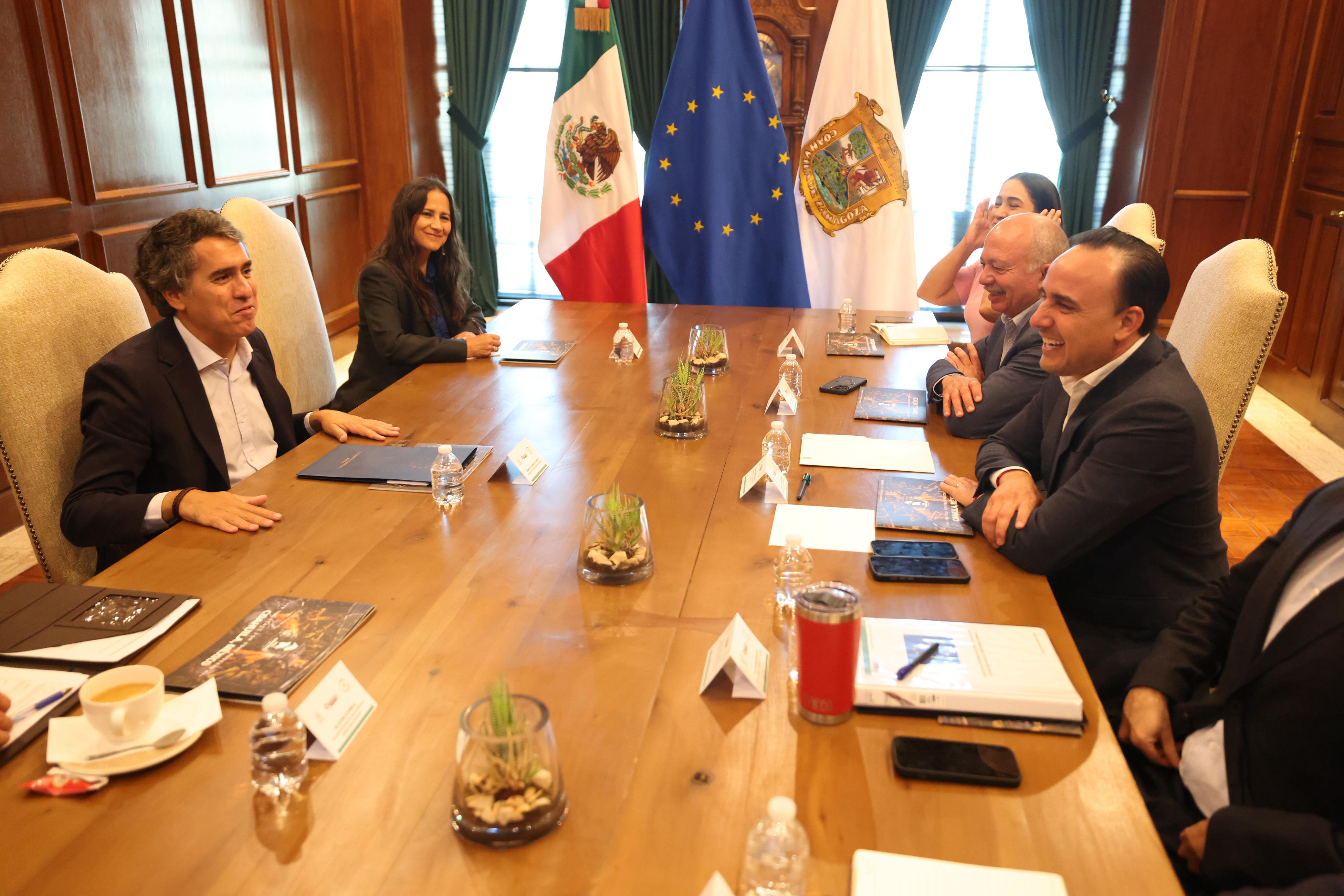 FORTALECEMOS RELACIONES CON LA UNIÓN EUROPEA: MANOLO
