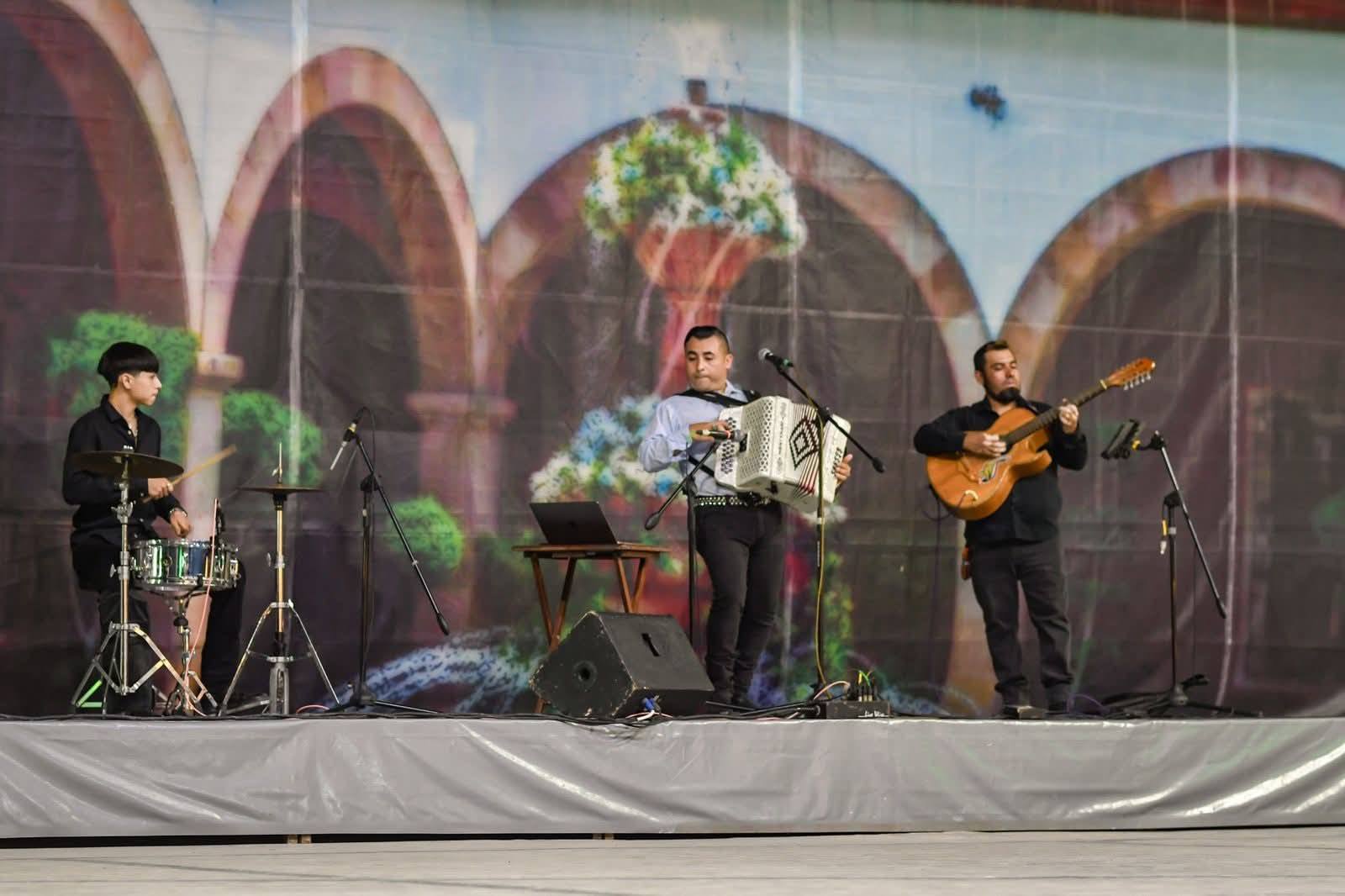 Grupo Yumari festeja 35 años de trayectoria