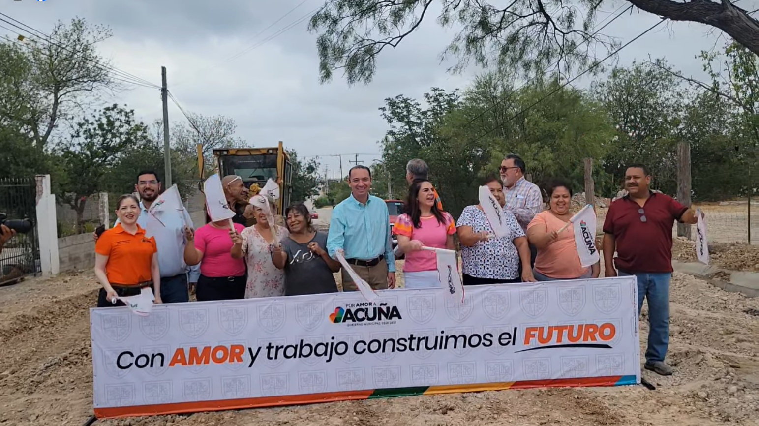 Presidencia Municipal de Acuña lleva pavimento a la 28 de Junio