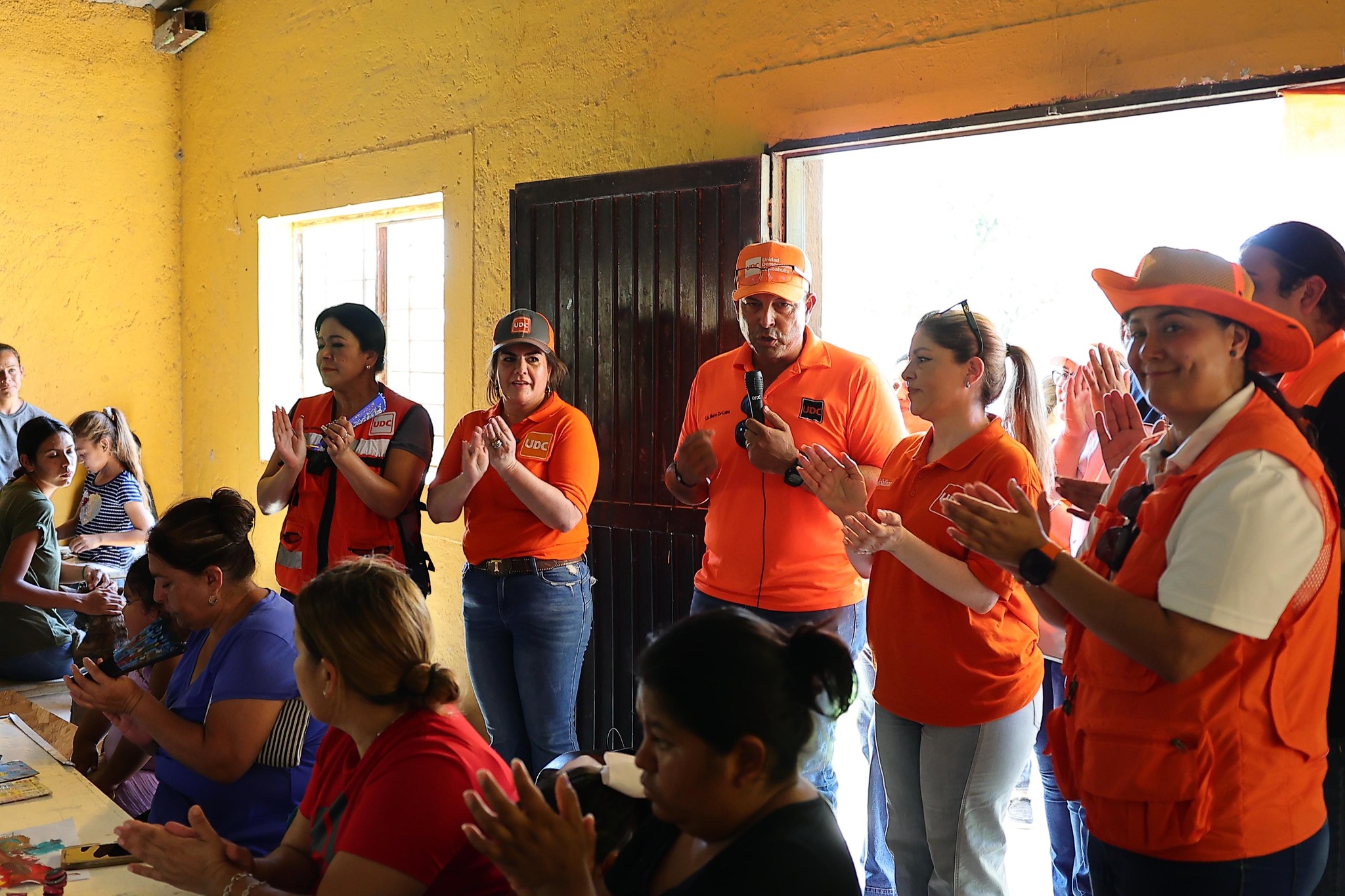 UDC LLEVA BRIGADA MULTIDISCIPLINARIA AL EJIDO TÍO PÍO EN ZARAGOZA, COAHUILA